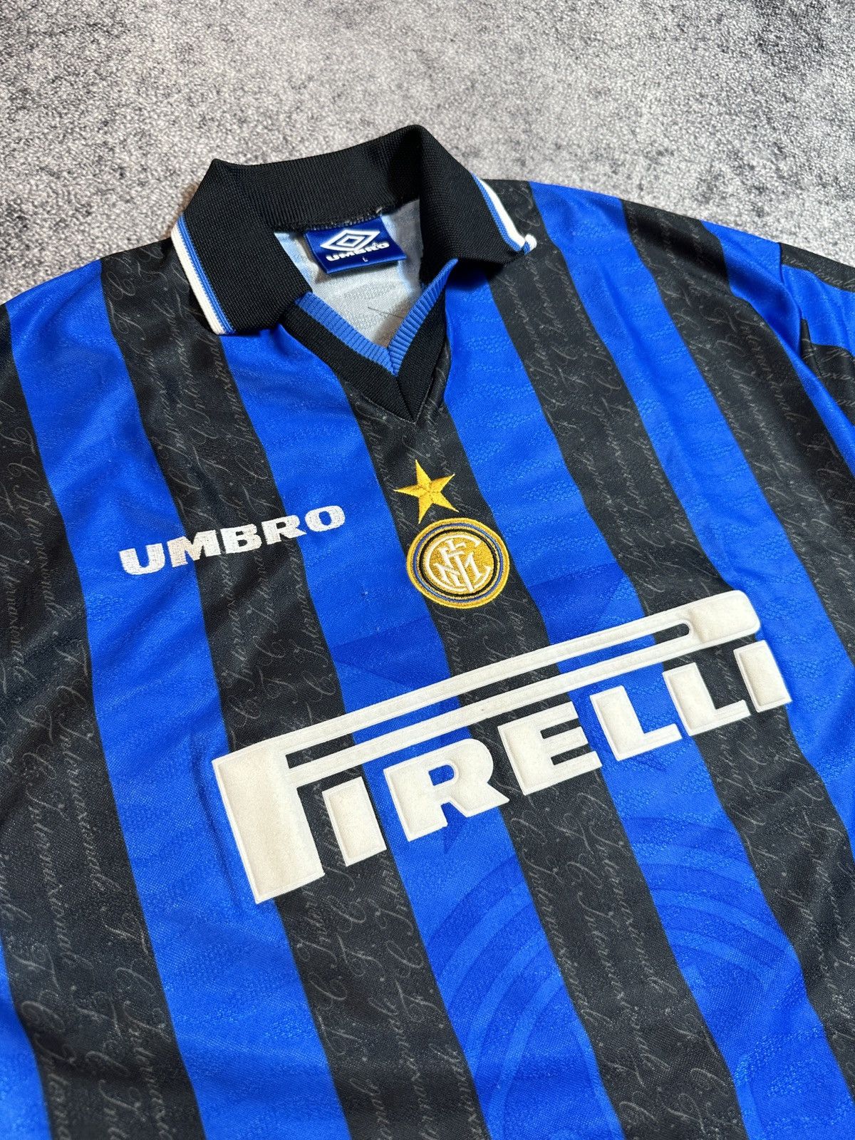 Umbro Vintage Inter Umbro 10 Ronaldo Soccer Jersey 97/98 Very Rare Size US XL / EU 56 / 4 - 5 Thumbnail