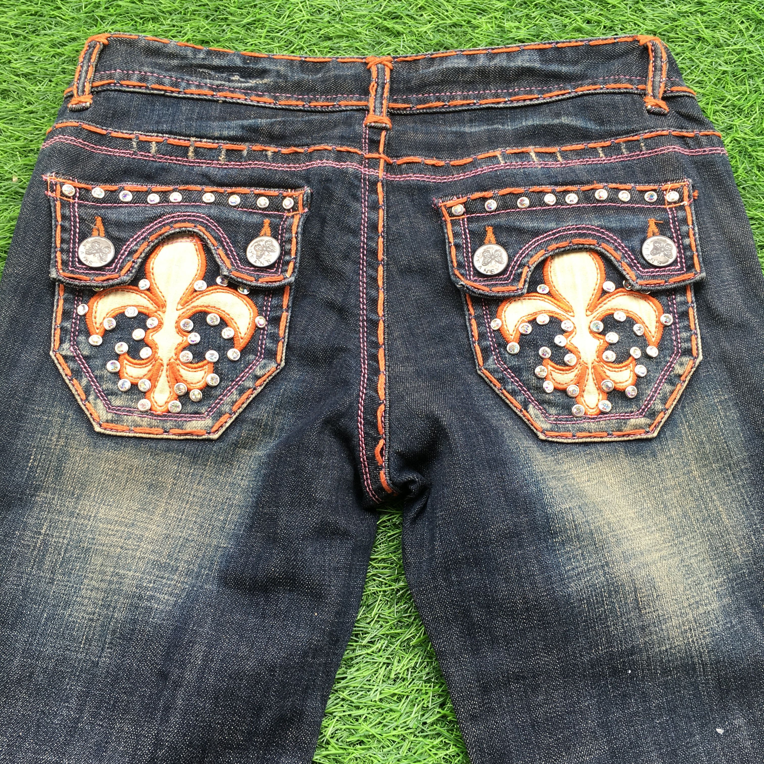 Japanese Brand Fleur De Lis medium blue wash embellished slim jean D-1213 Size 26" / US 2 / IT 38 - 4 Thumbnail
