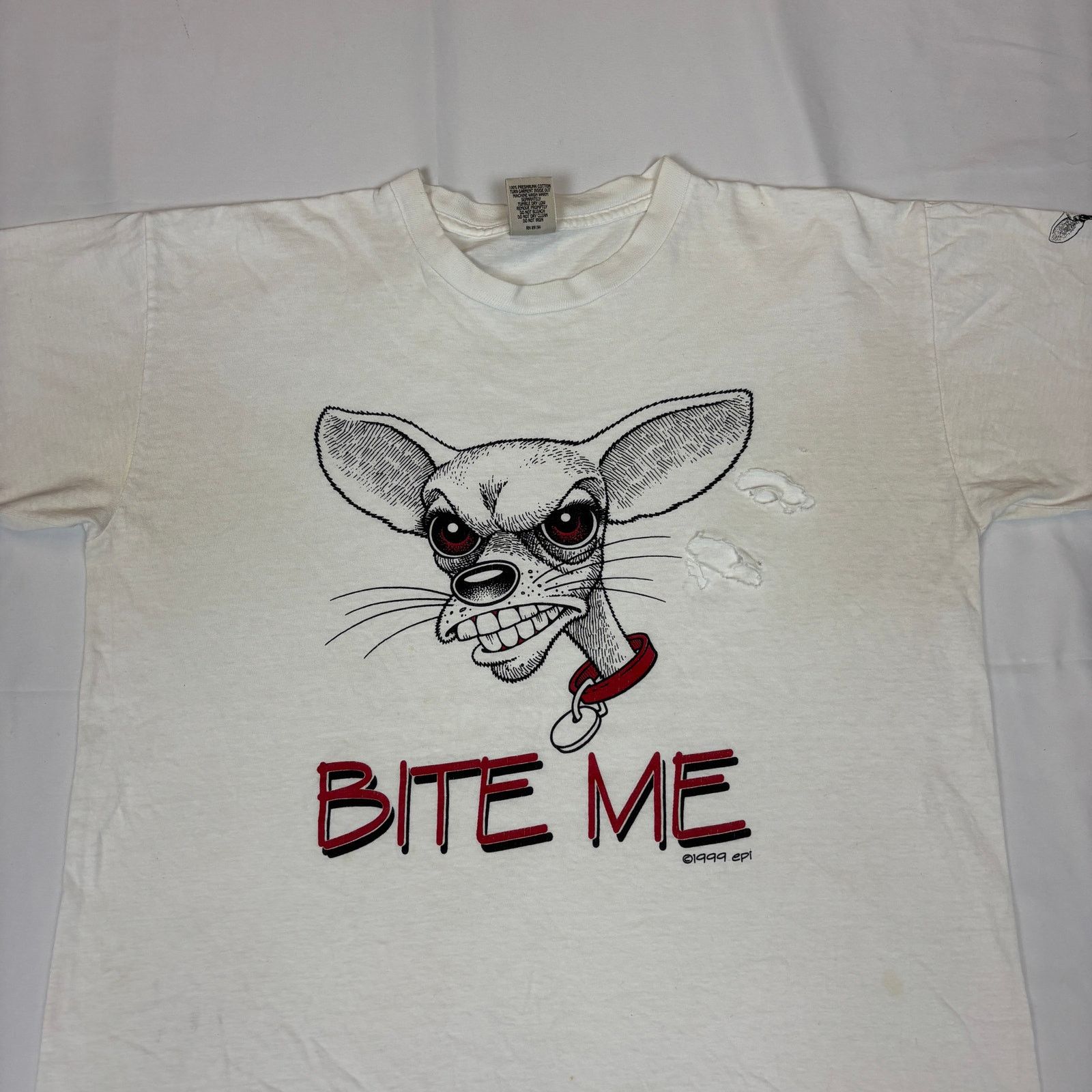 Vintage Vintage 90s Bite Me Tee Shirt Men's XL Chihuaha Distressed Size US XL / EU 56 / 4 - 2 Thumbnail