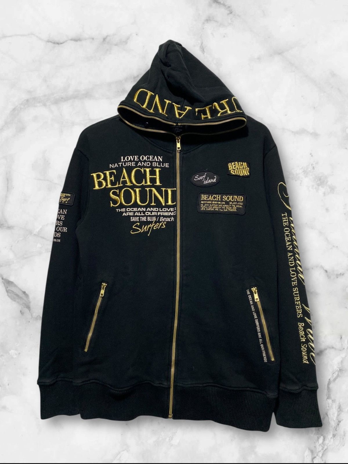 Japanese Brand removable fur Beach Sound embroidery fur hoodie Size US L / EU 52-54 / 3 - 2 Thumbnail
