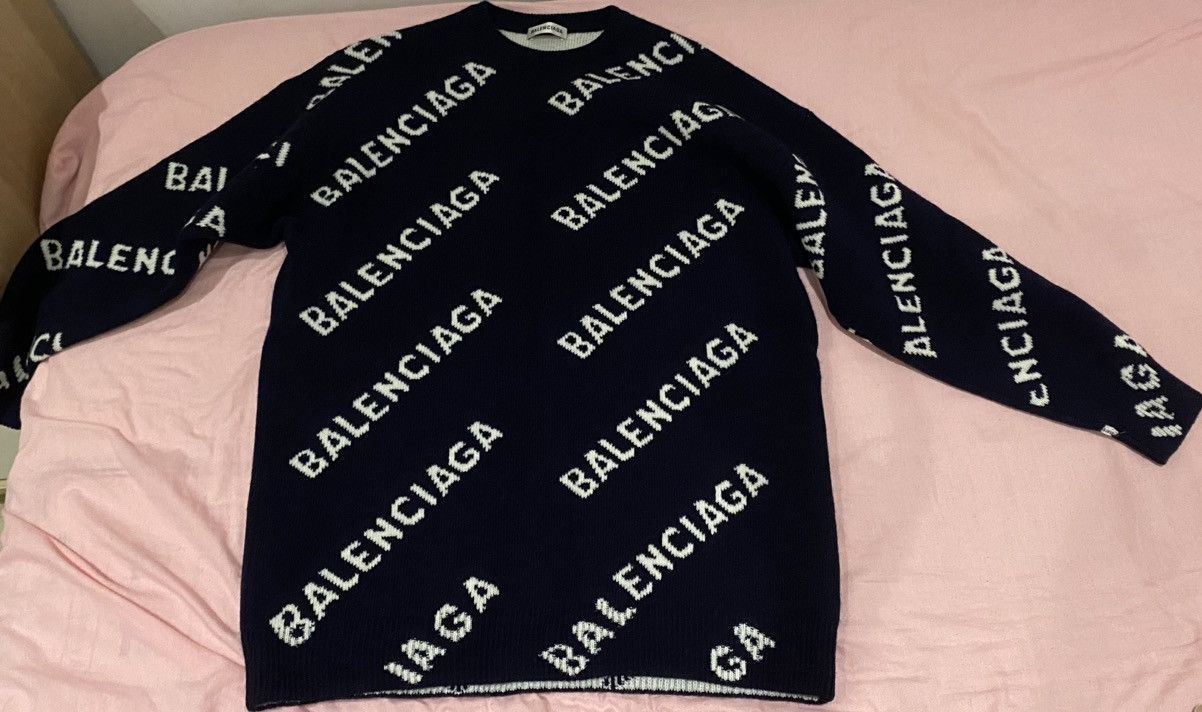Balenciaga WOMENS BALENCIAGA KNIT SWEATER XS OVERSIZED FIT Size XS / US 0-2 / IT 36-38 - 3 Thumbnail
