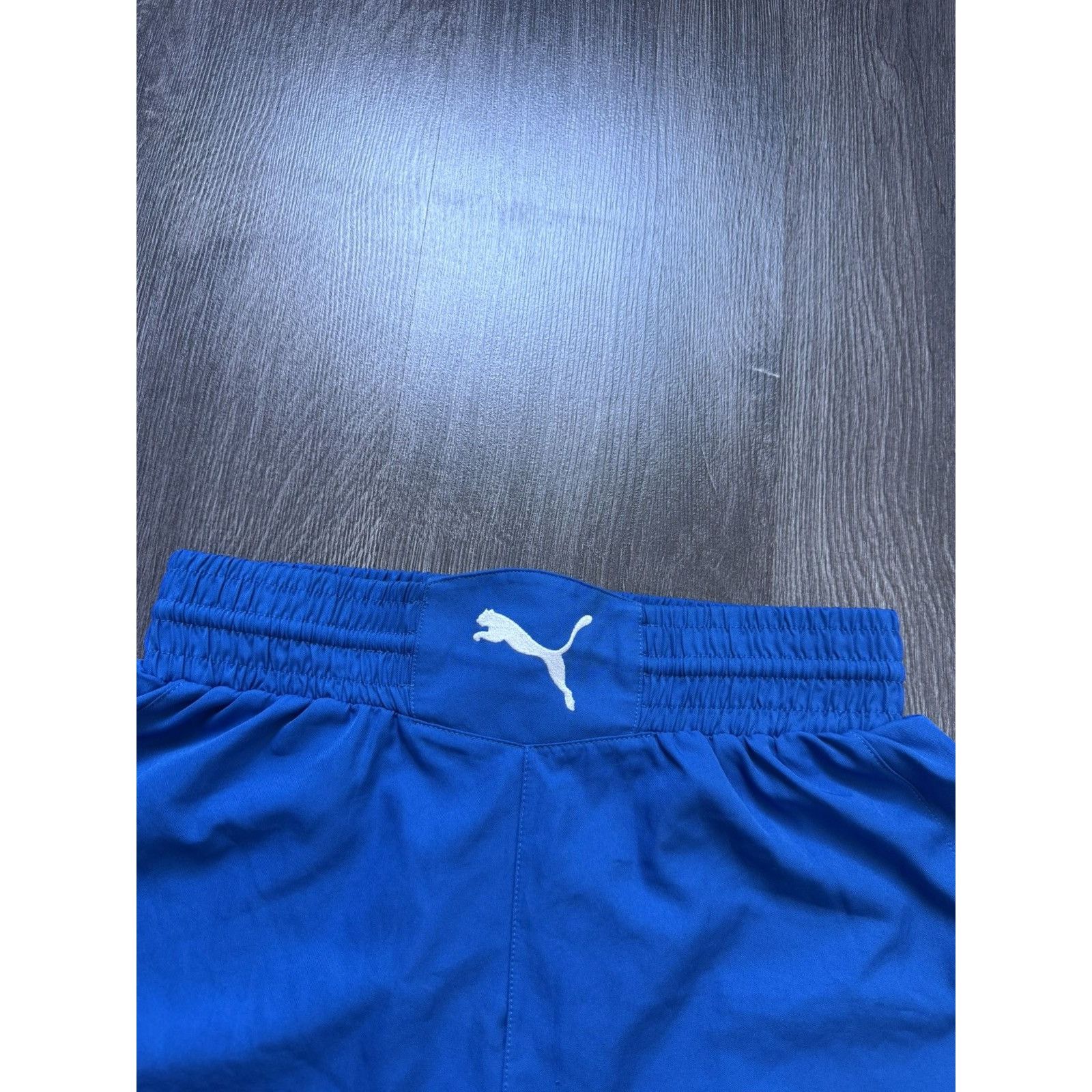 Puma 00s Vintage Puma New Castle Soccer Shorts Size US 32 / EU 48 - 3 Thumbnail