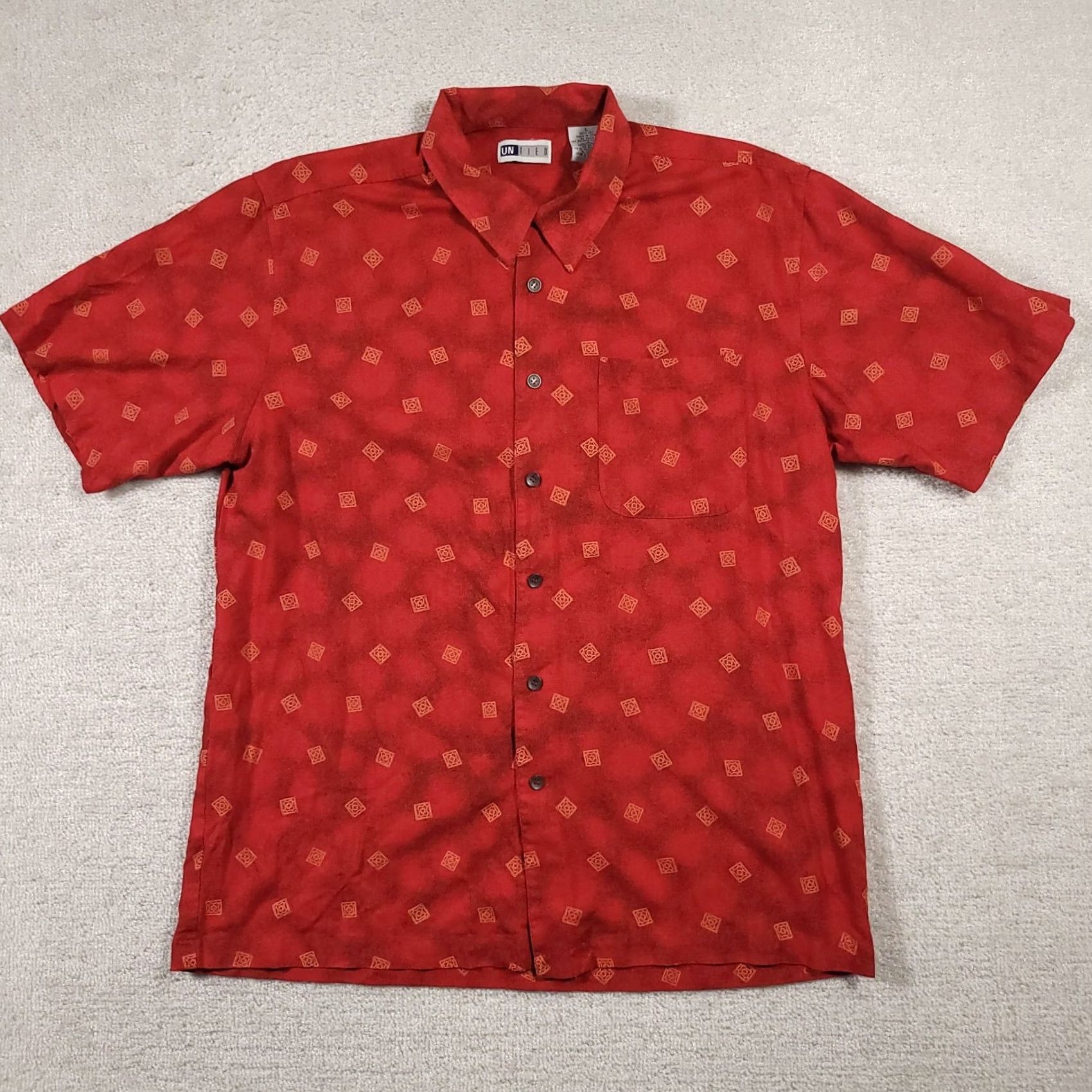 Vintage Untied Silk Shirt Men's Large Red Geometric S/S Hawaiian Tropical Caribbean Button-Up Shirt Size US L / EU 52-54 / 3 - 2 Thumbnail