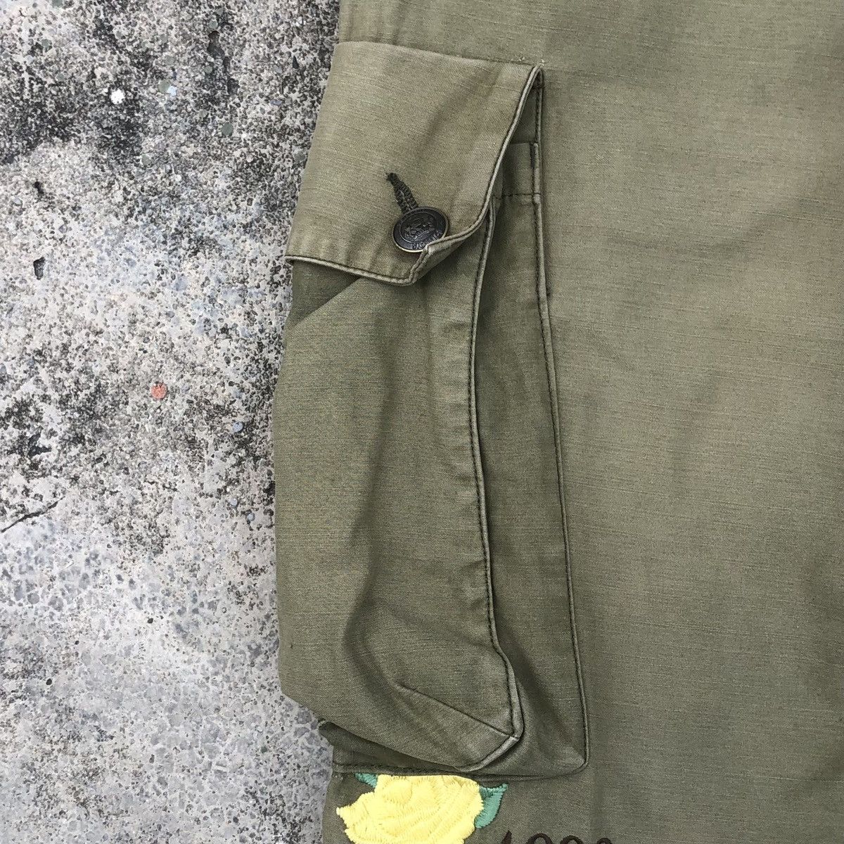 Japanese Brand Japanese Boisbois Distressed Embroidered Cargo Pants Size US 32 / EU 48 - 12 Thumbnail