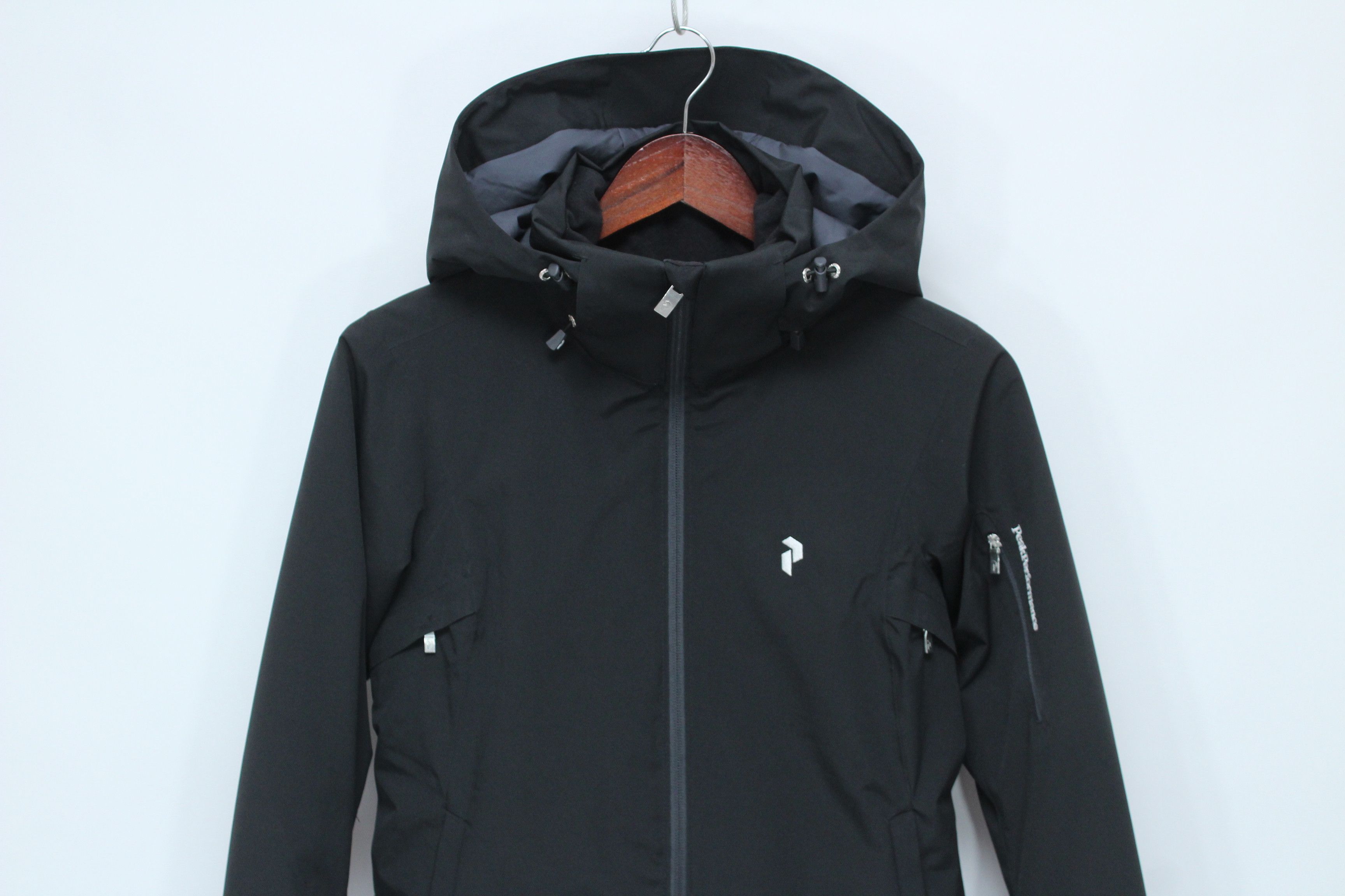 Goretex Peak Performance Anima Snowboard Jacket Womens Size XS Size XS / US 0-2 / IT 36-38 - 5 Thumbnail