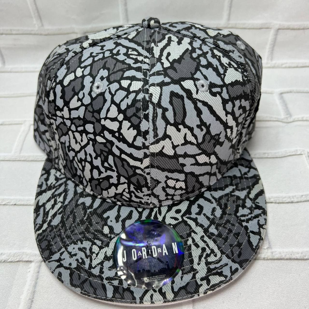 Air Jordan Cement Elephant 7 1/8 Jumpman Hat Fitted Cap Men