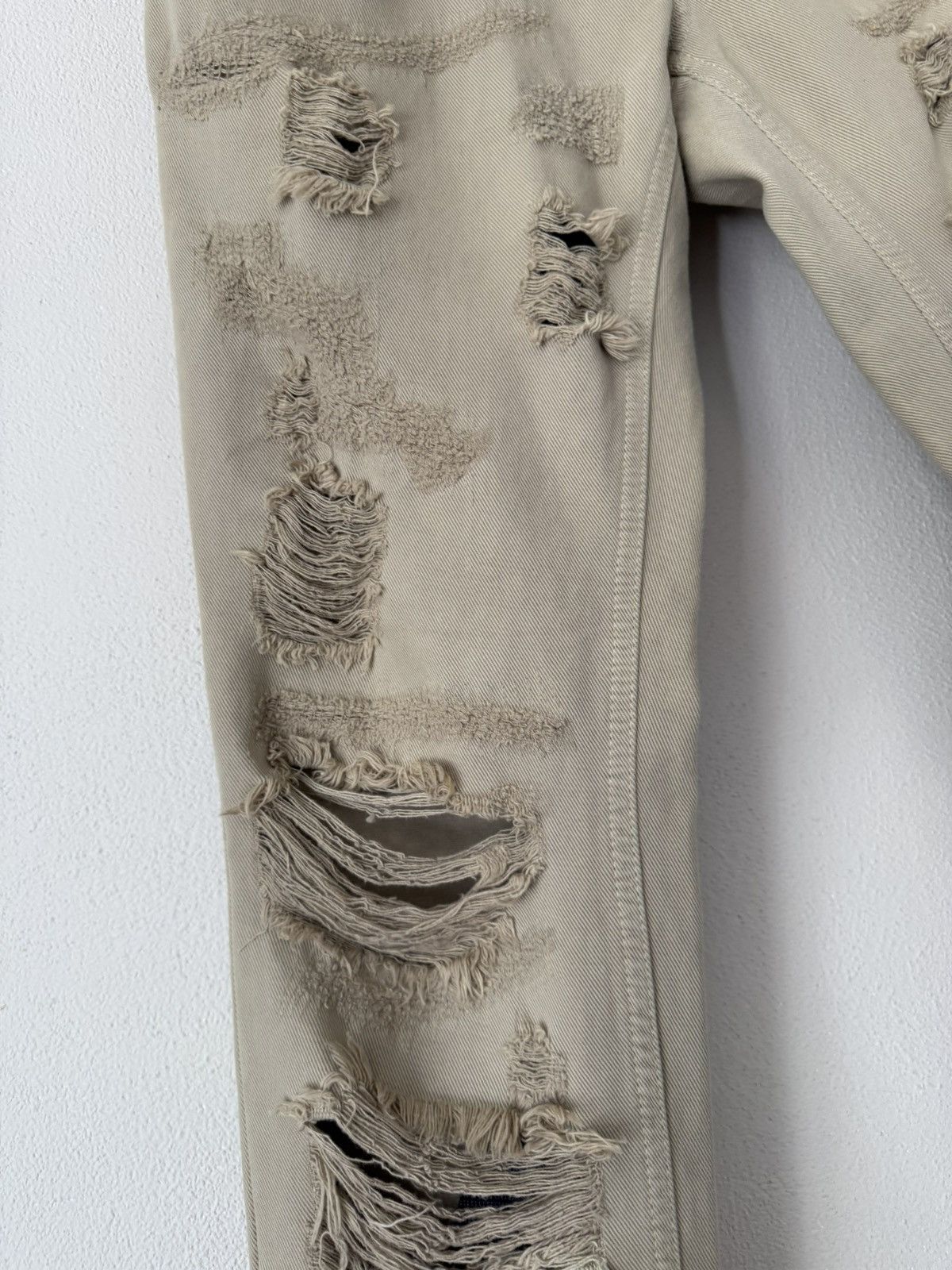 Dolce & Gabbana Destroyed Beige Denim with Frayed Hem Size US 32 / EU 48 - 9 Thumbnail