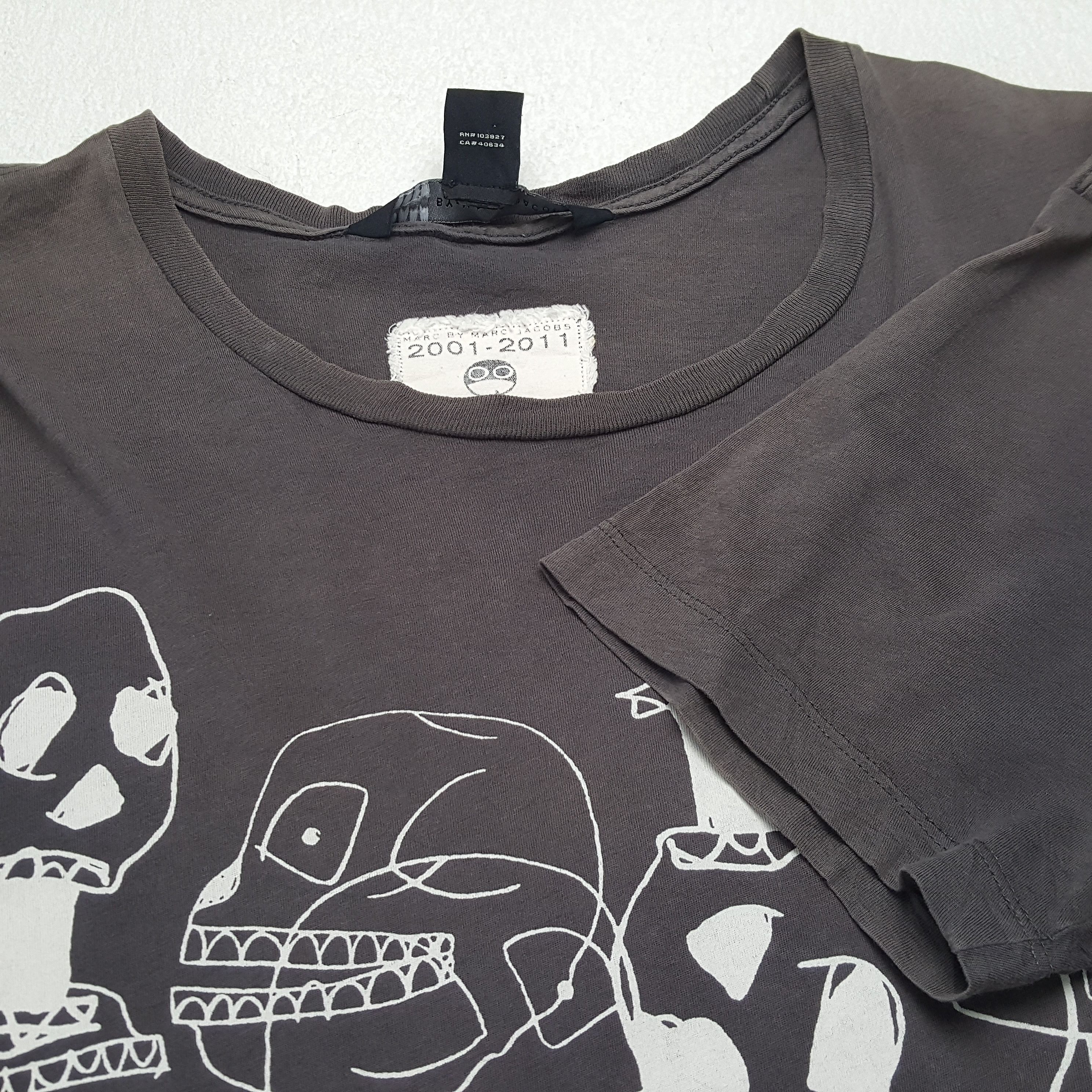 Marc by Marc Jacobs × Vintage MARC BY MARC JACOBS Art Design Style Tshirt Size US M / EU 48-50 / 2 - 6 Thumbnail