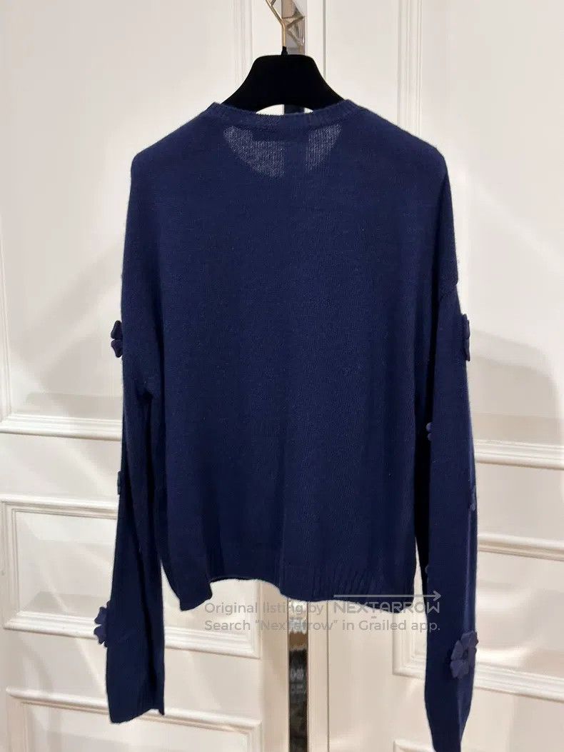 Valentino Valentino Long-sleeved knitwear Size M / US 6-8 / IT 42-44 - 2 Thumbnail