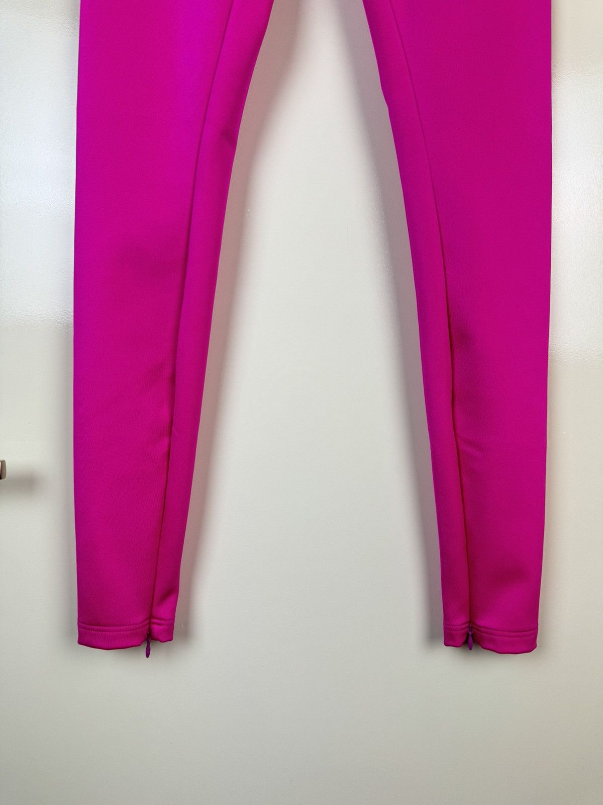 Balenciaga Balenciaga hot pink neon leggings slim trousers spandex XS Size 25" / US 0 / IT 36 - 5 Thumbnail