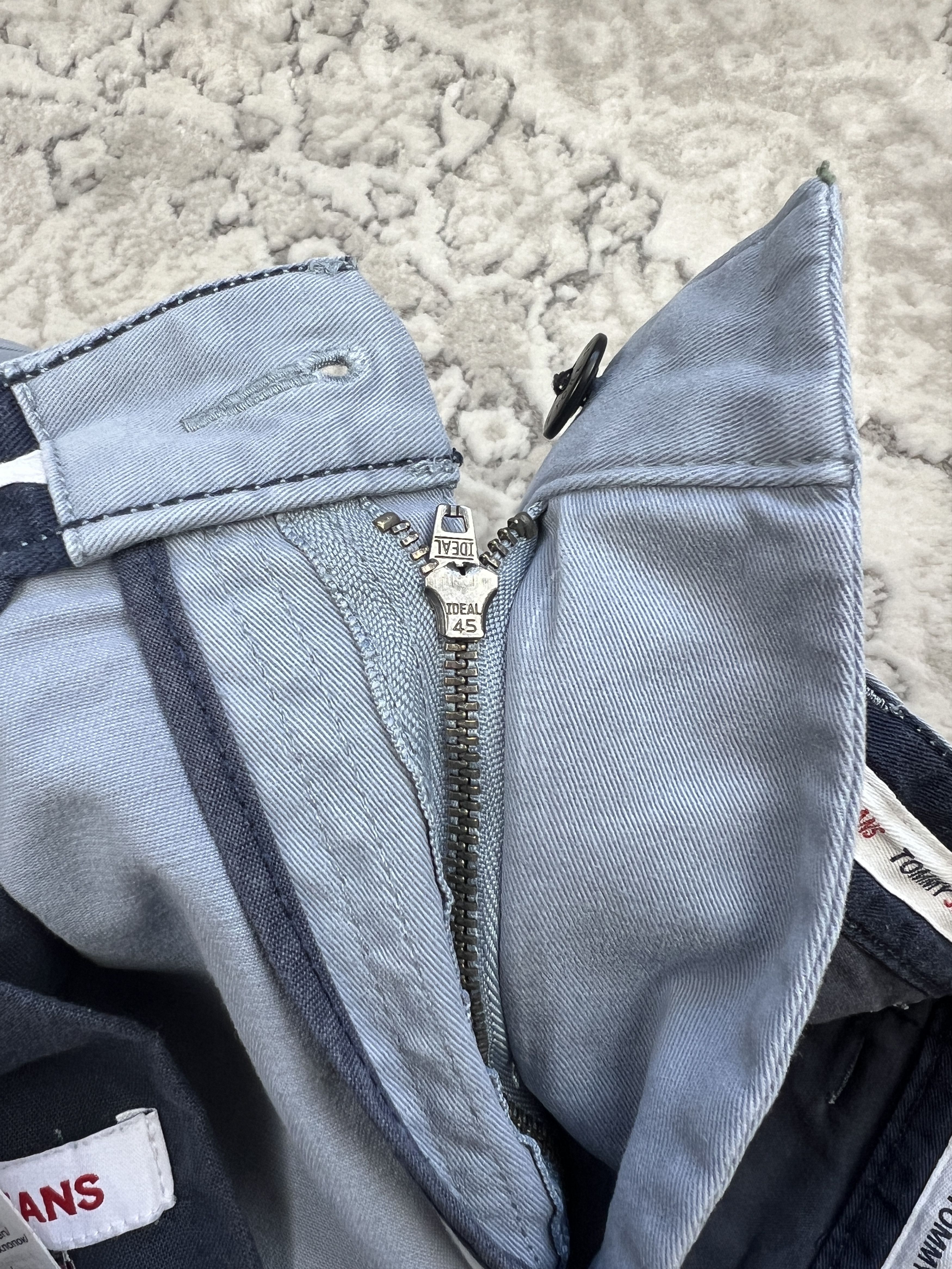 Tommy Jeans Tommy Jeans Scanton Slim Chino Shorts - Cinder Blue Size US 30 / EU 46 - 4 Thumbnail