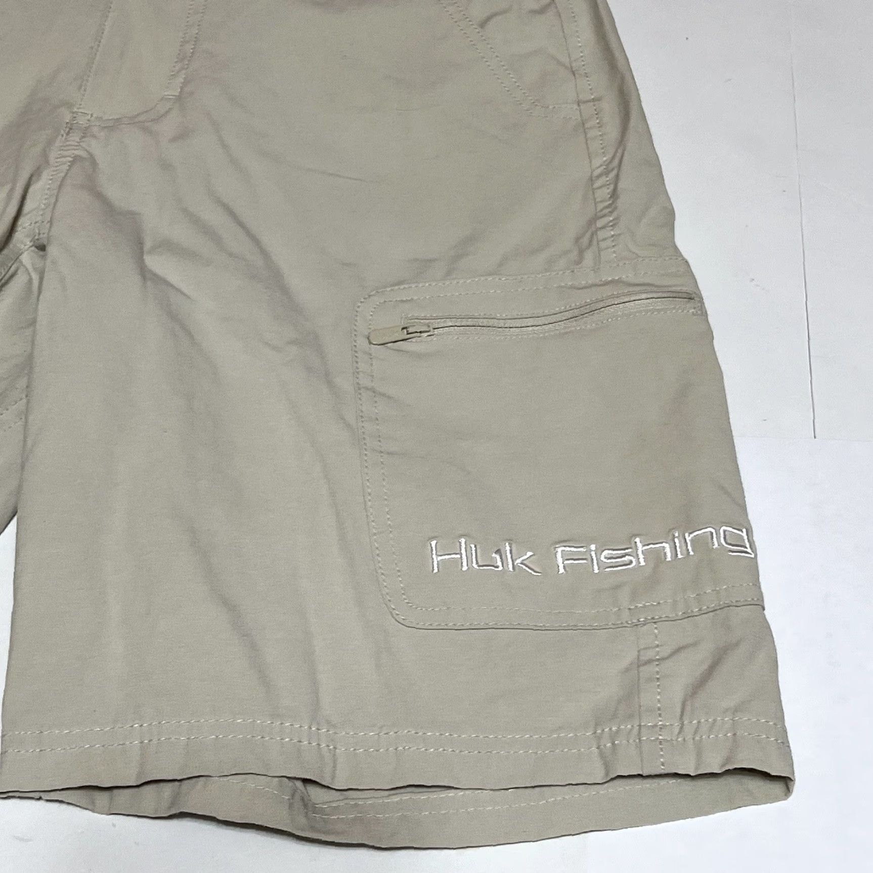 Vintage HUK Mens Shorts Cargo 10" Inseam Beige Cotton Polyester Blend Regular Size US 29 - 6 Thumbnail