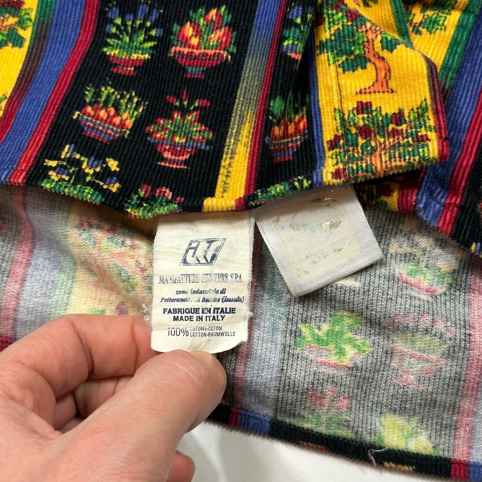 Versace Versace Jeans Couture 90’s Bonsai Corduroy Shirt - M (L/XL) Size US L / EU 52-54 / 3 - 7 Thumbnail