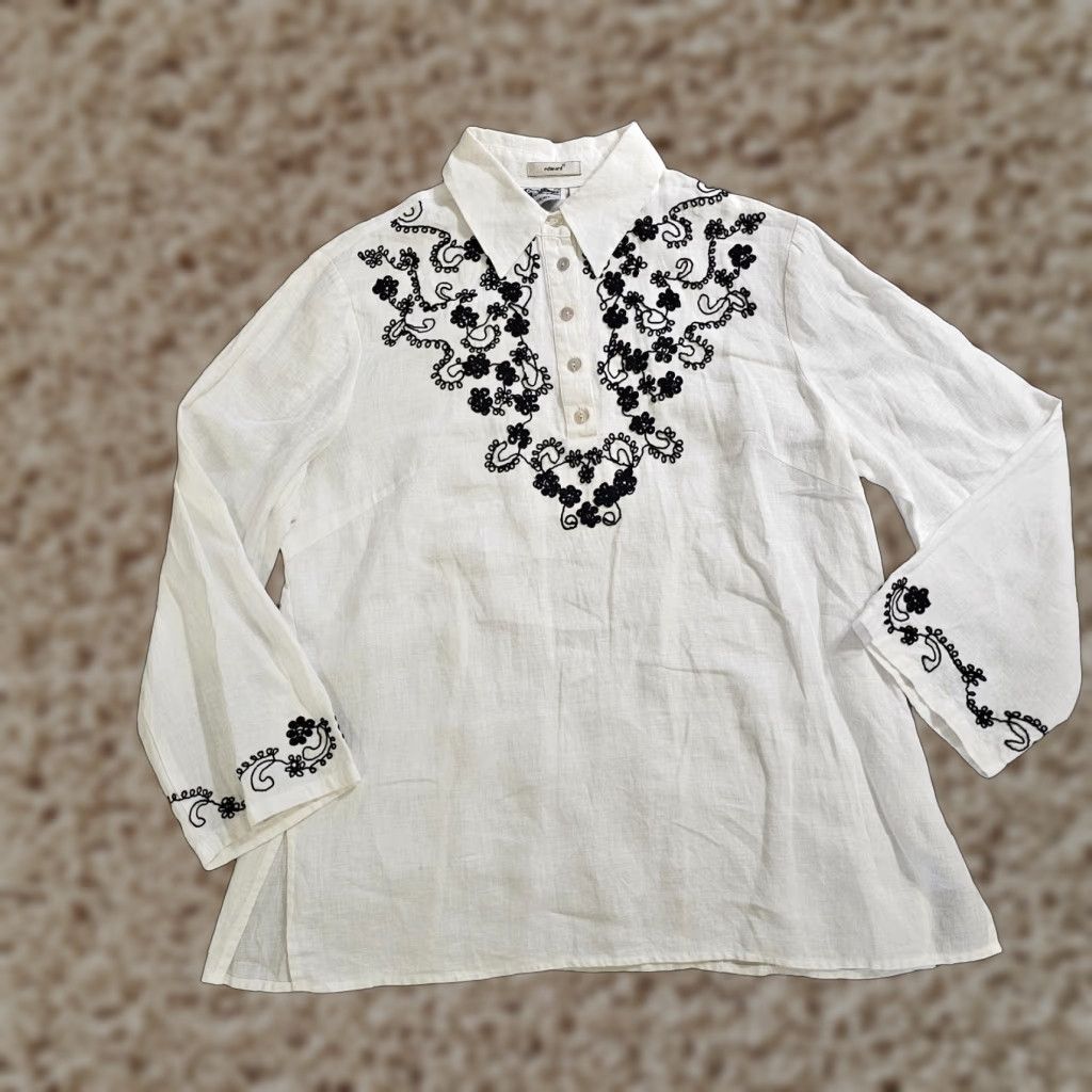 Vintage Edward Top Shirt Womens Medium White Irish Linen Black Embroidery Blouse Career Casual Size M / US 6-8 / IT 42-44 - 1 Thumbnail