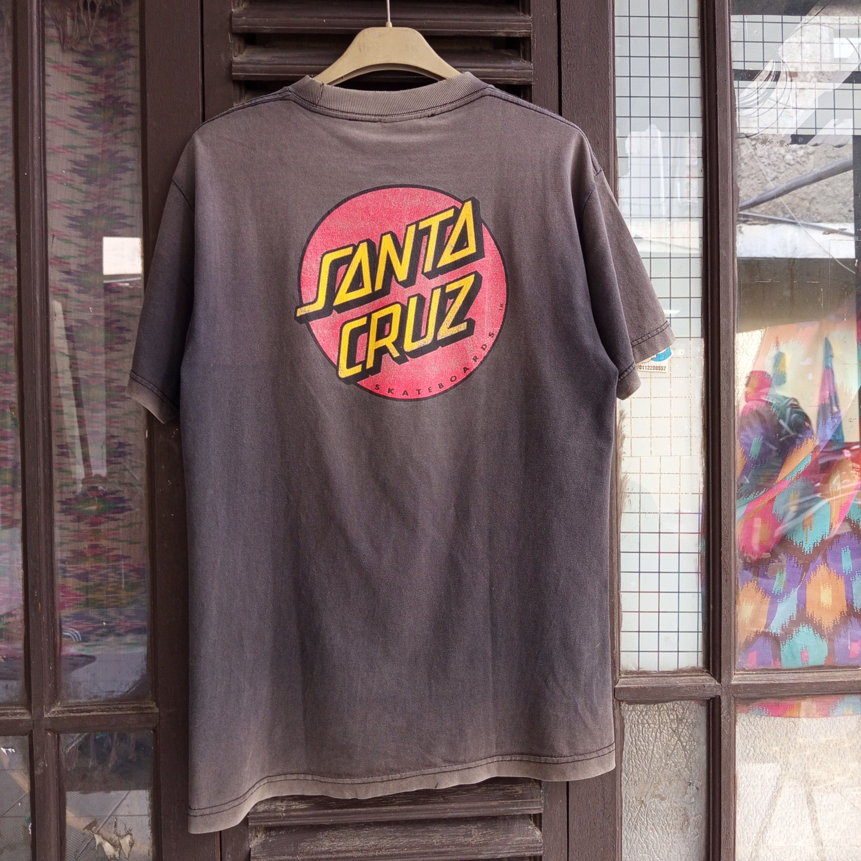 Santa Cruz Skateboards Vintage Santa Cruz Logo Skateboards t shirt Size US M / EU 48-50 / 2 - 2 Thumbnail