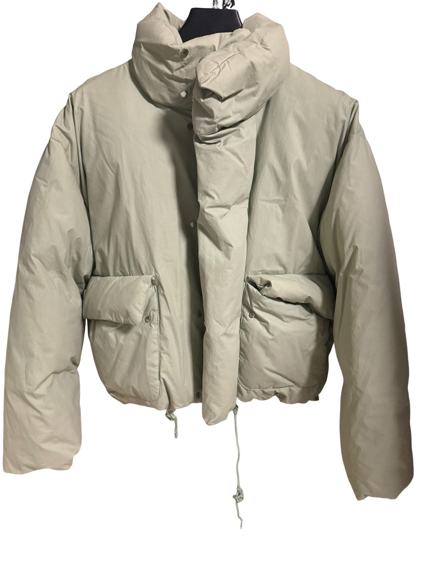 Louis Vuitton Louis Vuitton Mint Green Puffer Jacket 46 Size US S / EU 44-46 / 1 - 1 Thumbnail