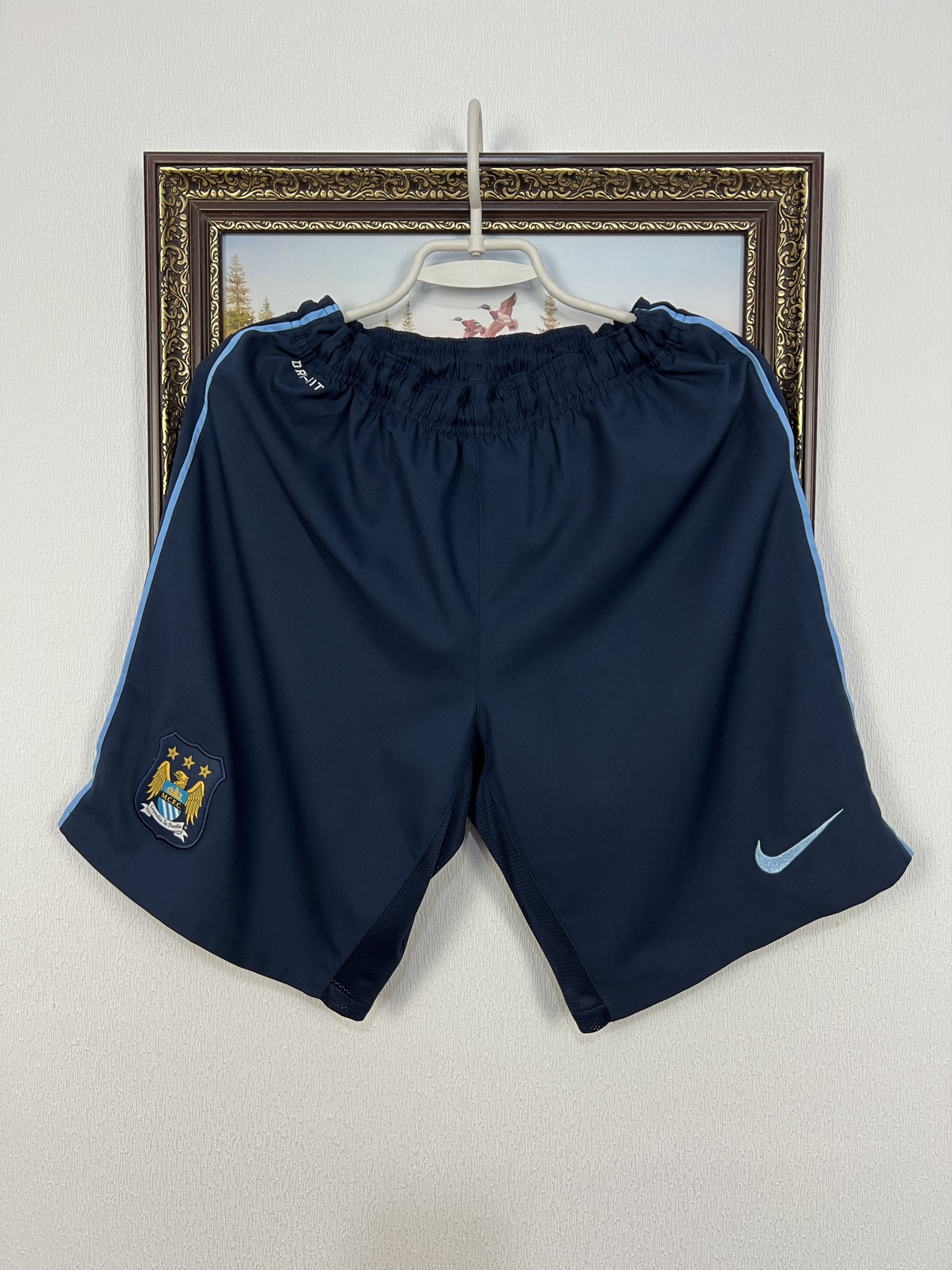 Nike Vintage Nike Manchester City Football Shorts Soccer M Size US 32 / EU 48 - 1 Thumbnail