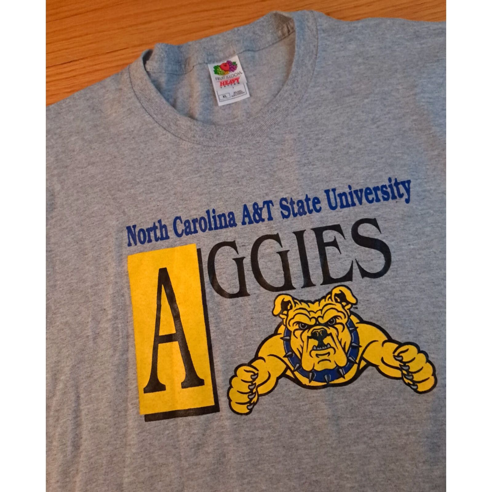 Fruit Of The Loom VINTAGE North Carolina State University Aggies XL Grey T-Shirt Basketball Unisex Adults Short Sleeve Shirt 90s Size US XL / EU 56 / 4 - 3 Thumbnail