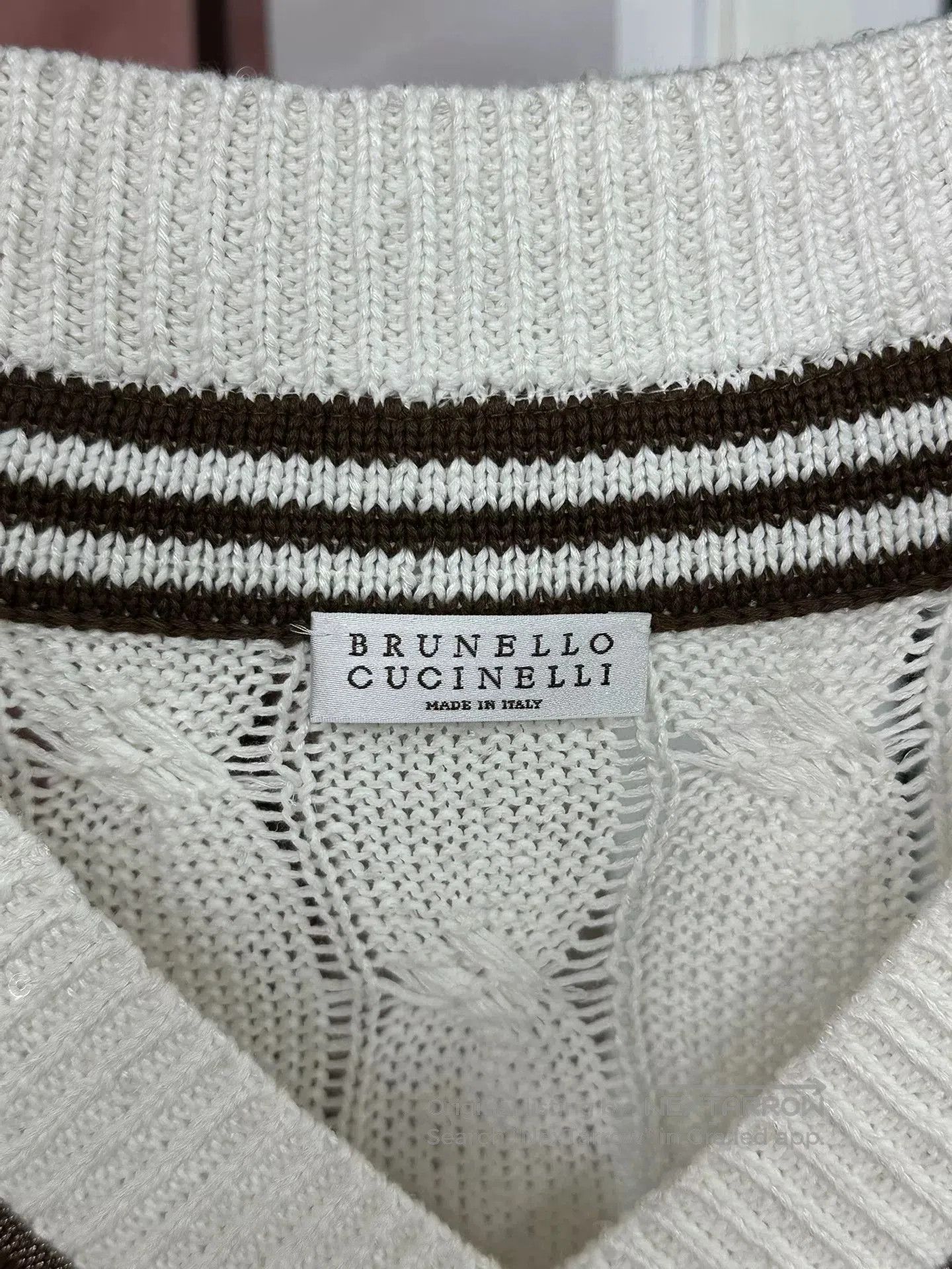 Brunello Cucinelli Brunello Cucinelli White Sequin V-Neck Sweater. Size US L / EU 52-54 / 3 - 3 Thumbnail