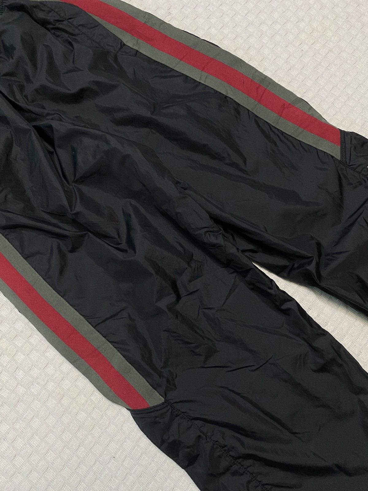 Gucci 💥 VINTAGE NIKE GUCCI STYLE BAGGY NYLON 90S TRACK PANTS Y2K Size US 30 / EU 46 - 7 Thumbnail