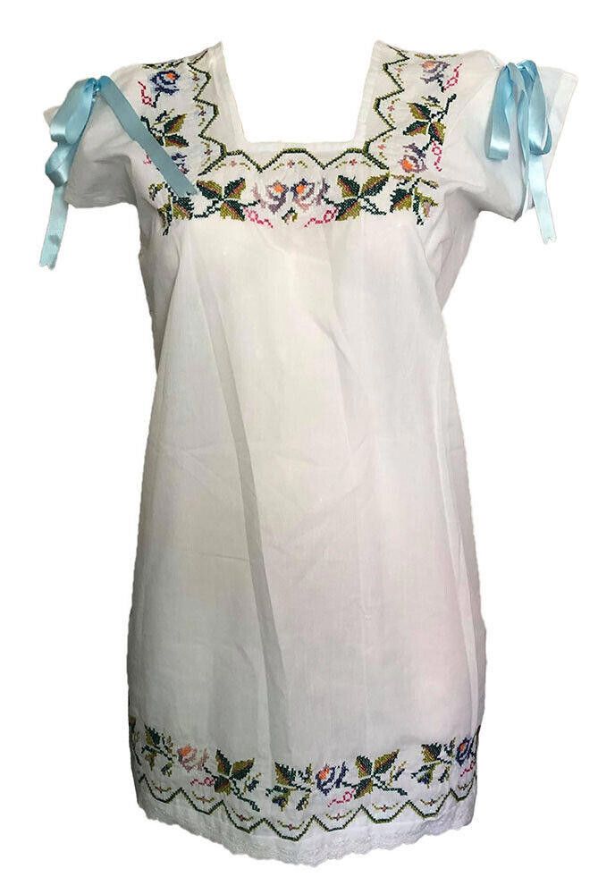 Designer Pre Owned White Embroidered Punta Cruz Hand Made Blouse L Size L / US 10 / IT 46 - 1 Thumbnail