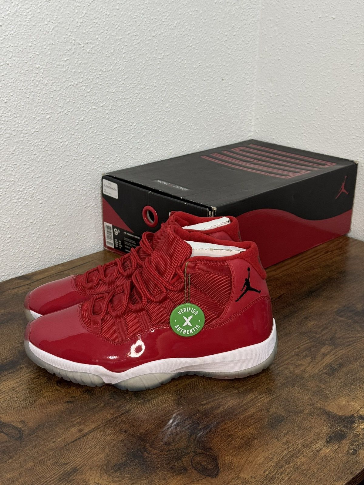 Jordan Brand × Nike Nike Air Jordan 11 Retro Win Like 96 size 9.5 Size US 9.5 / EU 42-43 - 1 Thumbnail