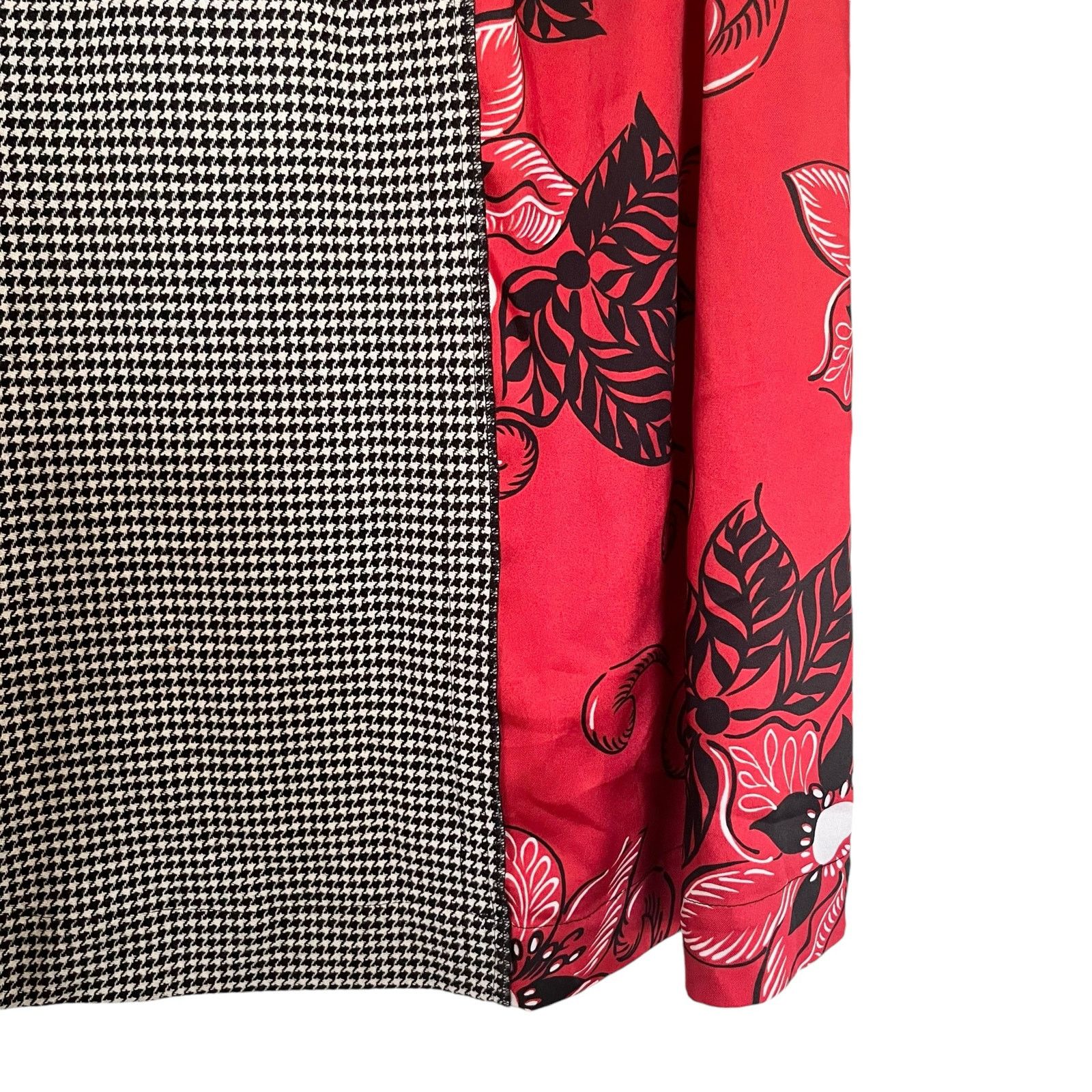 Hache Hache Mixed Media Split Houndstooth Red Floral A-Line Skirt Size 28" / US 6 / IT 42 - 4 Thumbnail