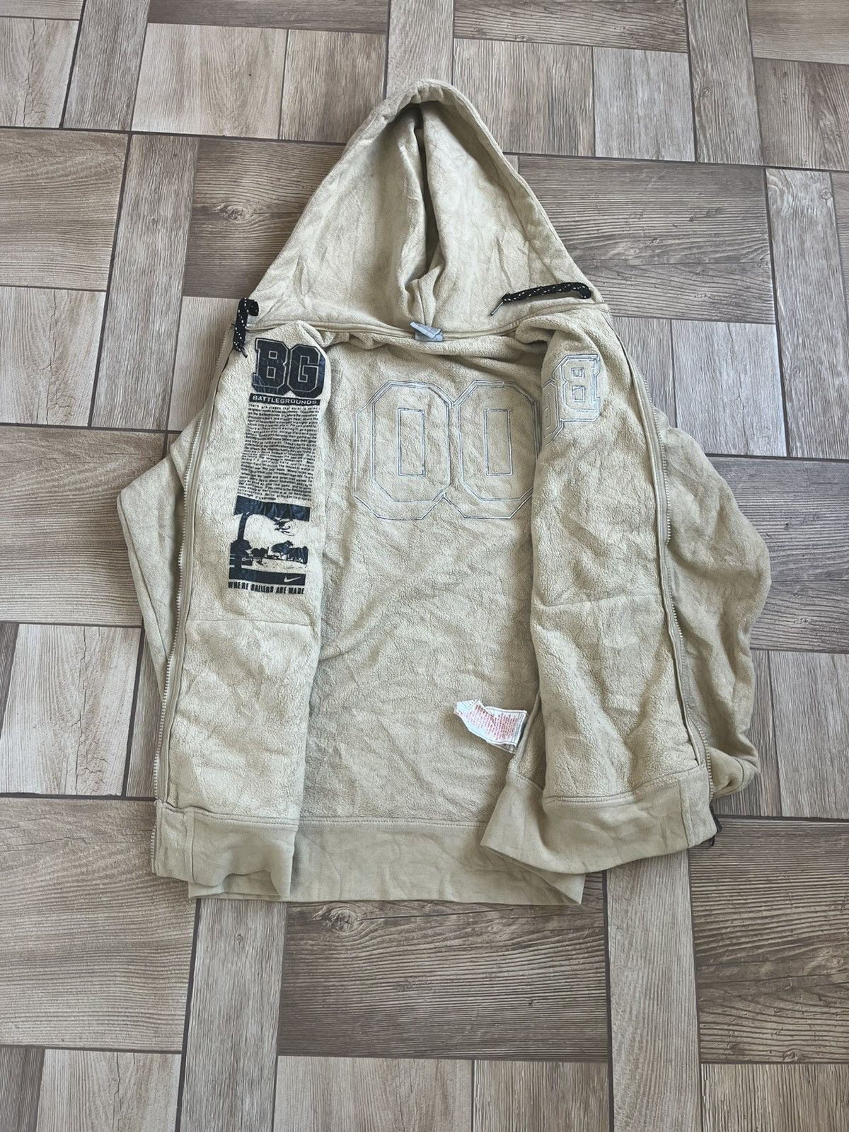 Nike Nike “BG” Hoodie – Beige / Vintage Wash Size US L / EU 52-54 / 3 - 9 Thumbnail