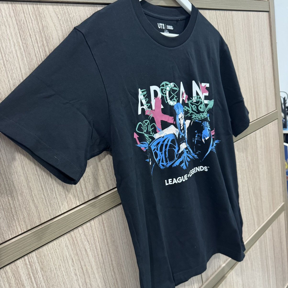 Anime League Of Legends - Arcane Size US M / EU 48-50 / 2 - 3 Thumbnail