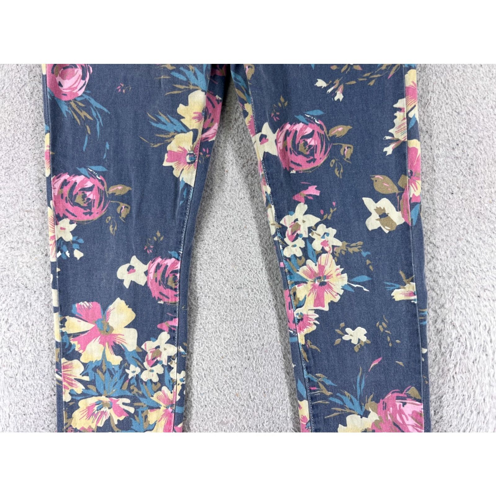 Denime Masoi Jeans Womens 7 Blue Denim Floral Straight Low Rise 25x27 5-Pocket Design Zip 27 Inseam Regular Stretch Vintage No Mens Womens (adjusted end) Size 28" / US 6 / IT 42 - 3 Thumbnail