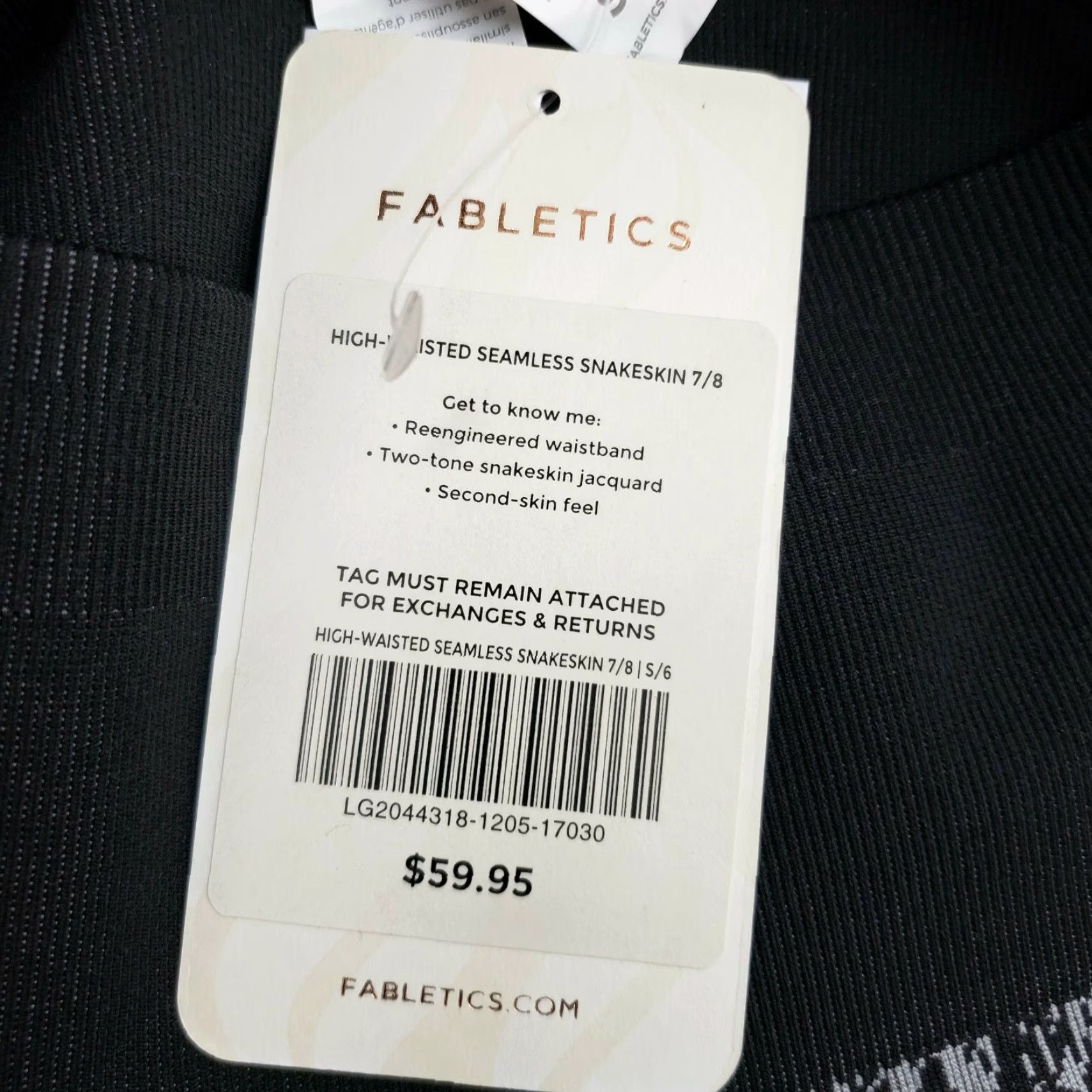 Fabletics Fabletics Womens High Waisted Seamless Snakeskin 7/8 Leggings Sz Small Black Size 28" / US 6 / IT 42 - 7 Thumbnail