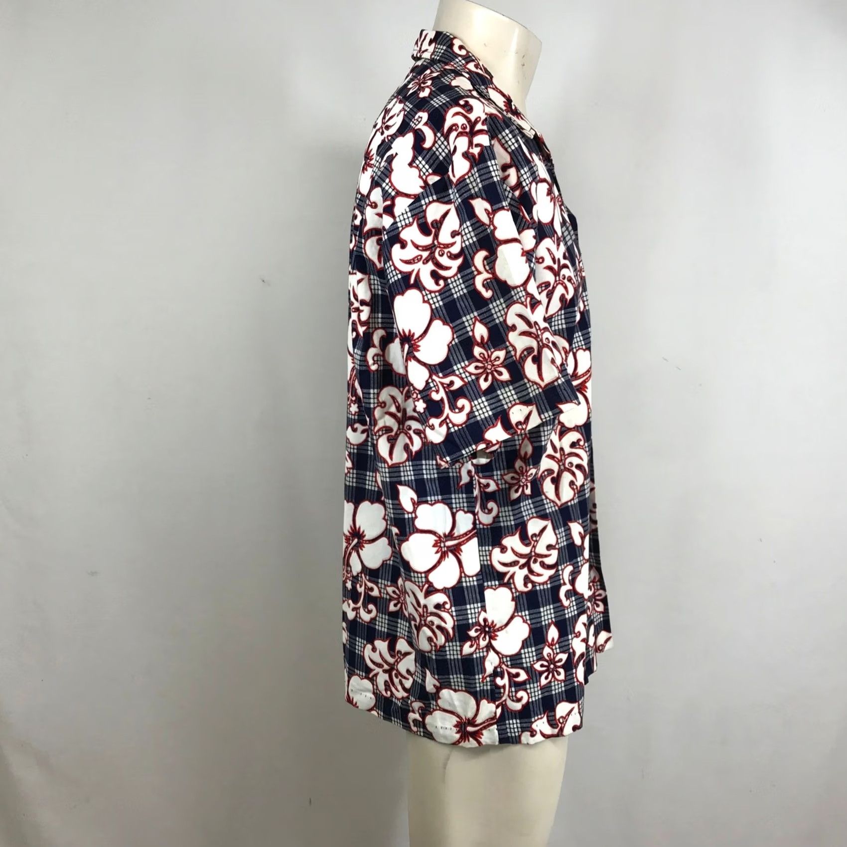 ALOHAS RJC Hibiscus Floral Plaid Aloha Shirt Navy White Red USA Made Mens L Shirt Size US L / EU 52-54 / 3 - 4 Thumbnail