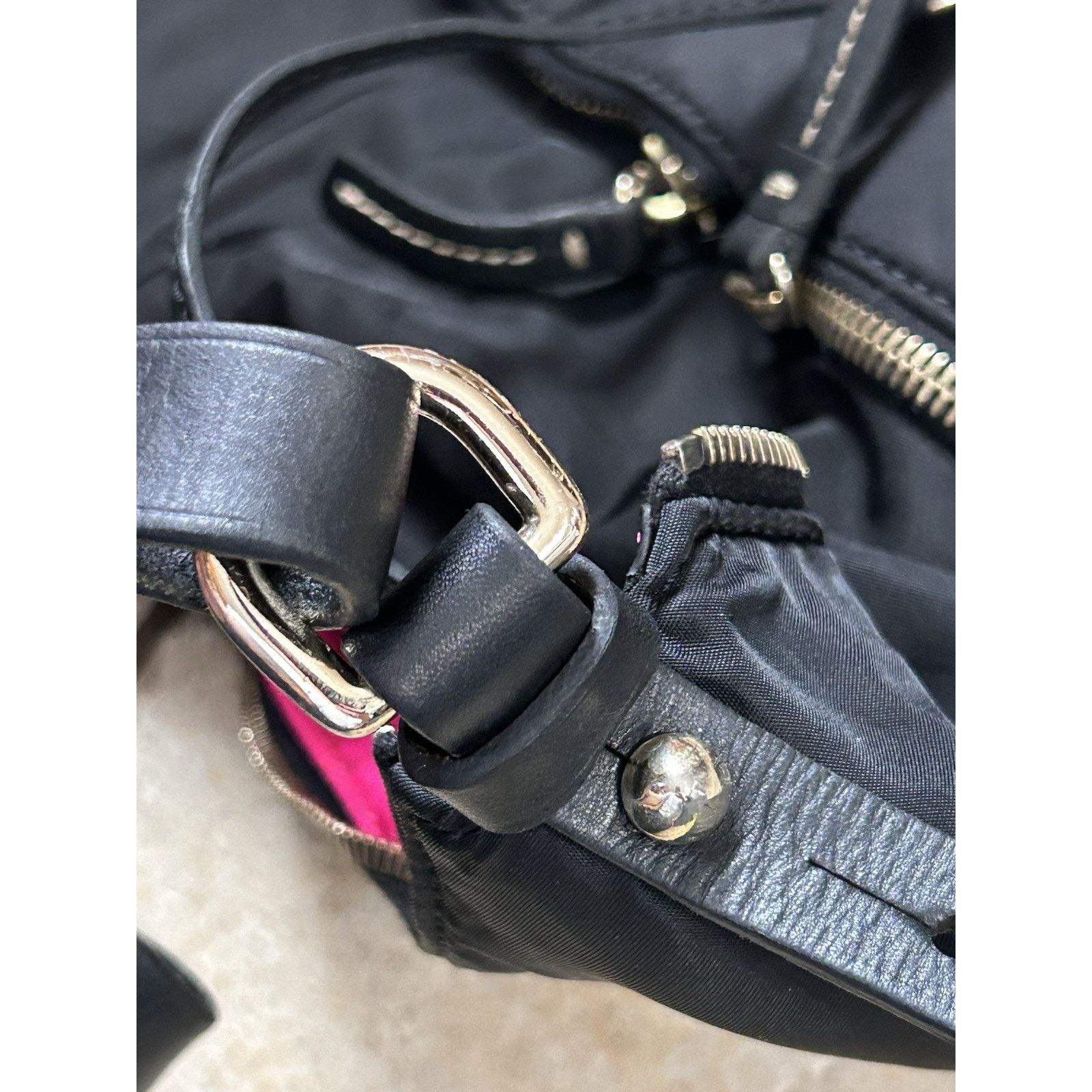 Dooney & Bourke Vntg DOONEY & BOURKE Blk Shoulder Bag Pink Lining Y2K Purse Size ONE SIZE - 17 Thumbnail
