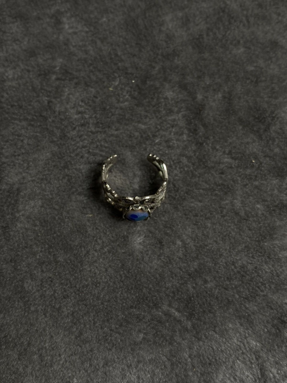 Jewelry × Vintage Vintage Silver Adjustable Ring with Blue Gem Size ONE SIZE - 4 Thumbnail
