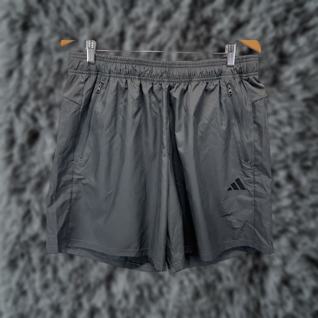 Adidas Adidas Men's Athletic Shorts XL Gray 7-Inch Inseam Zip Pockets Activewear Size US 36 / EU 52 - 1 Thumbnail