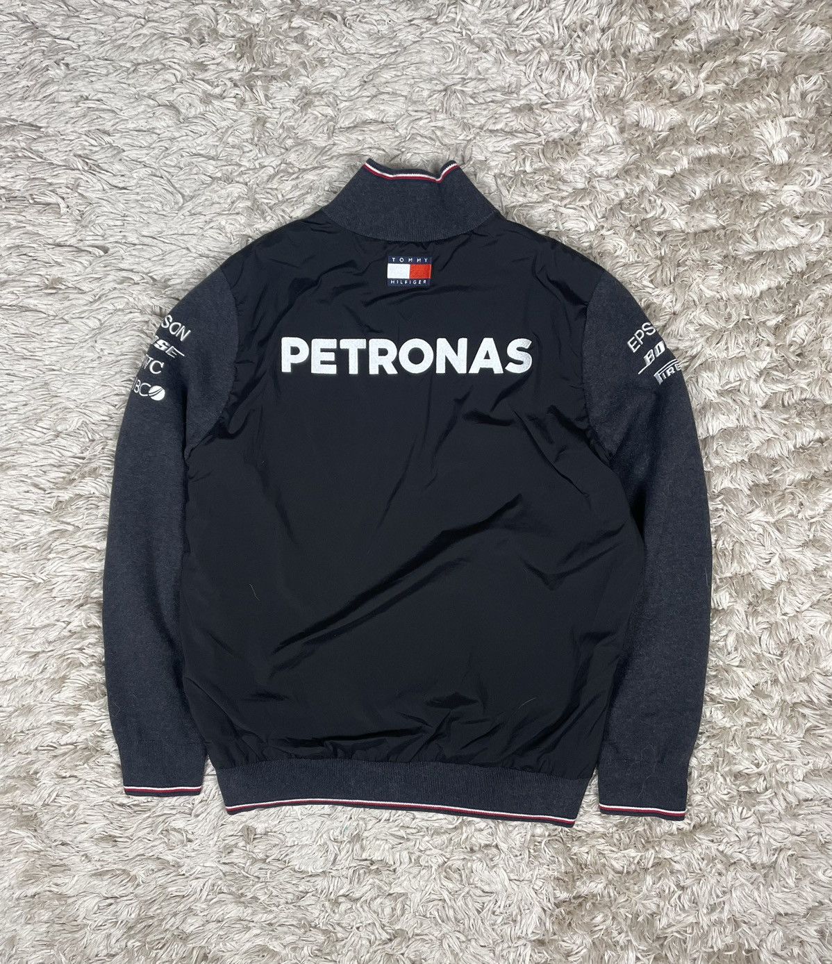Mercedes-Benz × Tommy Hilfiger Mercedes AMG Tommy Hilfiger Petronas sweatshirt Size US L / EU 52-54 / 3 - 4 Thumbnail