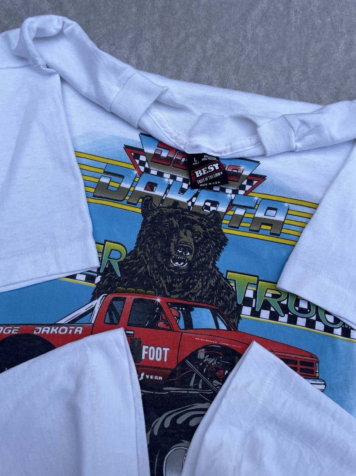 Vintage Vintage 90’s Monster Truck Bear Foot Racing Tee Size US M / EU 48-50 / 2 - 2 Thumbnail