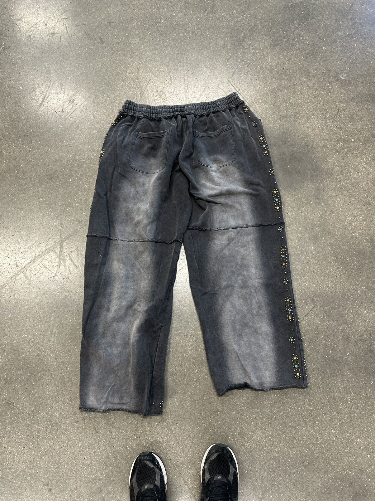 Vale Vale Forever Skittles Sweatpants Faded Black Size US 36 / EU 52 - 2 Thumbnail