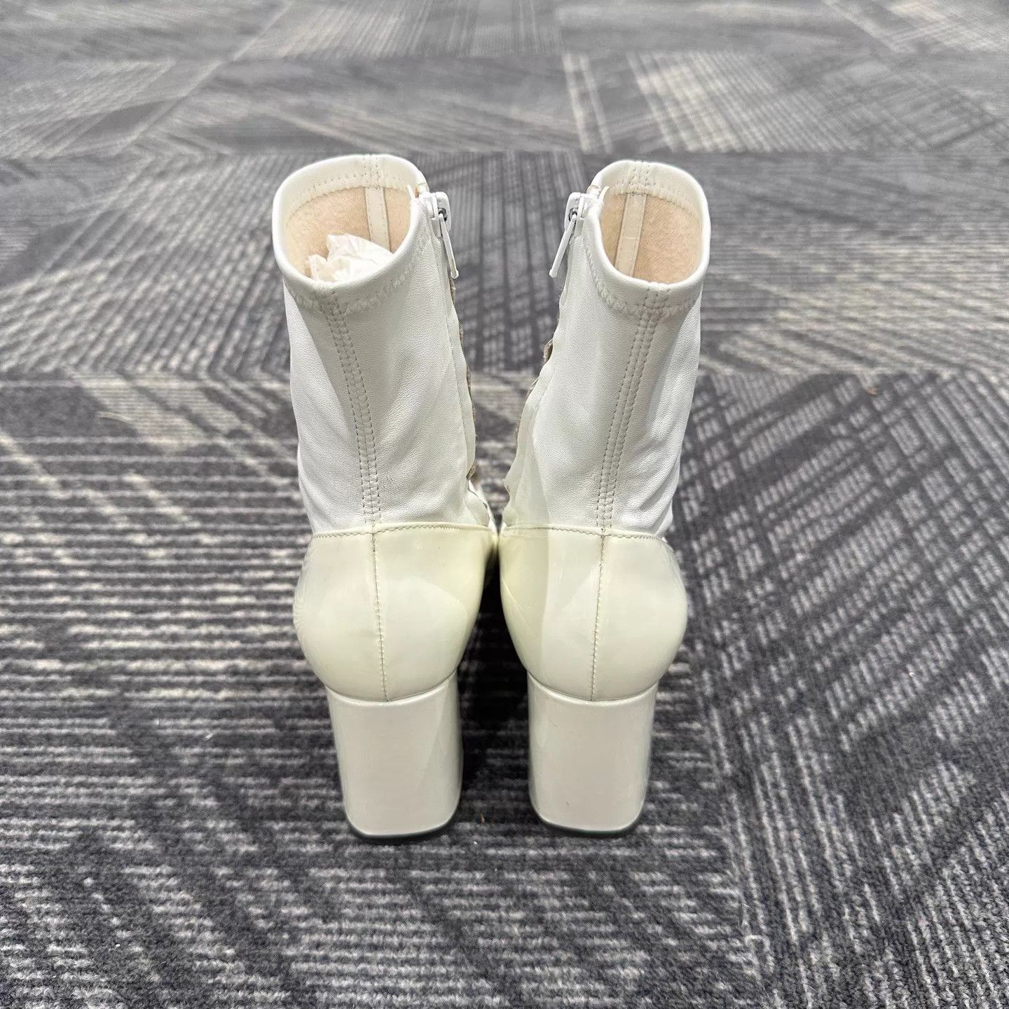 Louis Vuitton Louis Vuitton Classic Big Logo Short Boots Women's 36 Size US 5.5 / IT 35.5 - 3 Thumbnail
