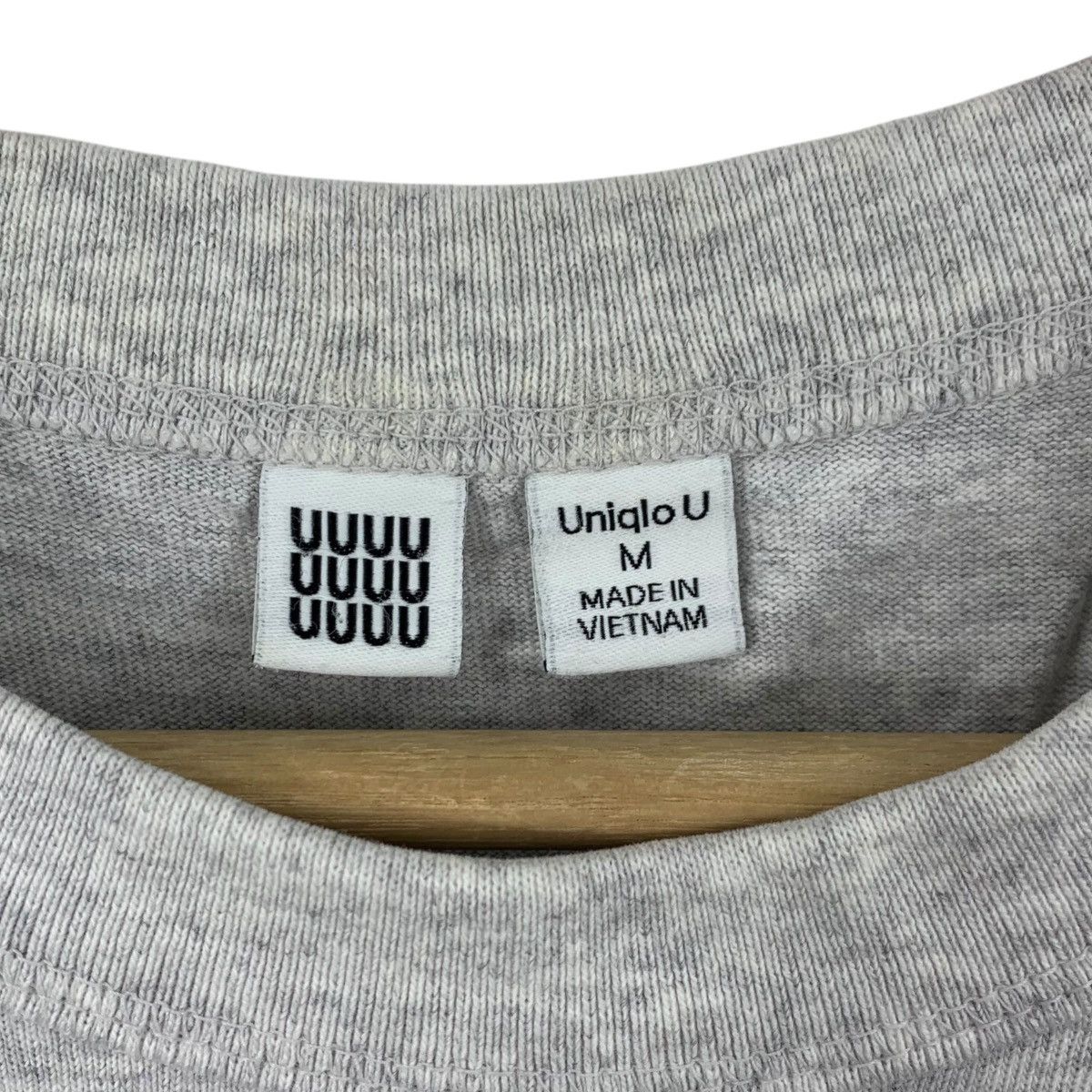Lemaire × Uniqlo LEMAIRE x UNIQLO CHRISTOPHE UU Collection Gray Tee Size M / US 6-8 / IT 42-44 - 4 Thumbnail