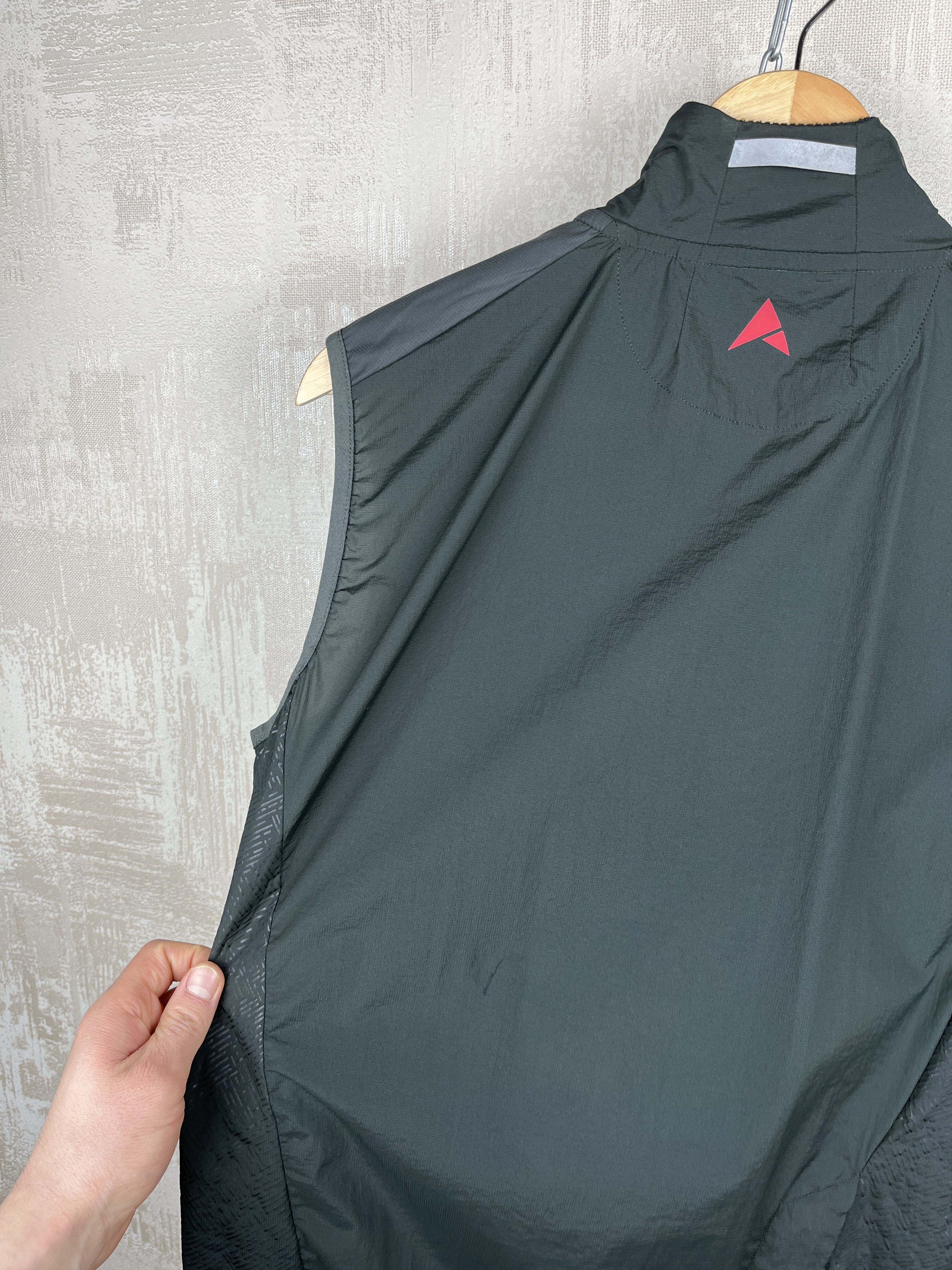 Bicycle Altura Pertex Quantum Cycle Bicycle Vest Gilet Size US XL / EU 56 / 4 - 22 Thumbnail