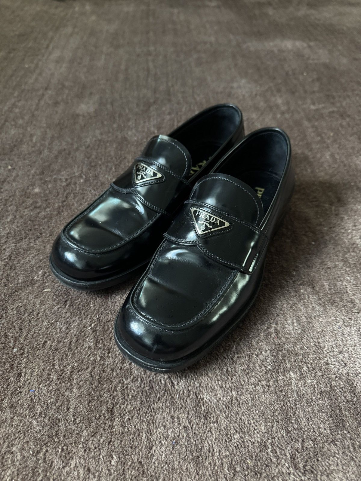 Prada Prada leather Logo Loafer Size US 7 / EU 40 - 1 Thumbnail