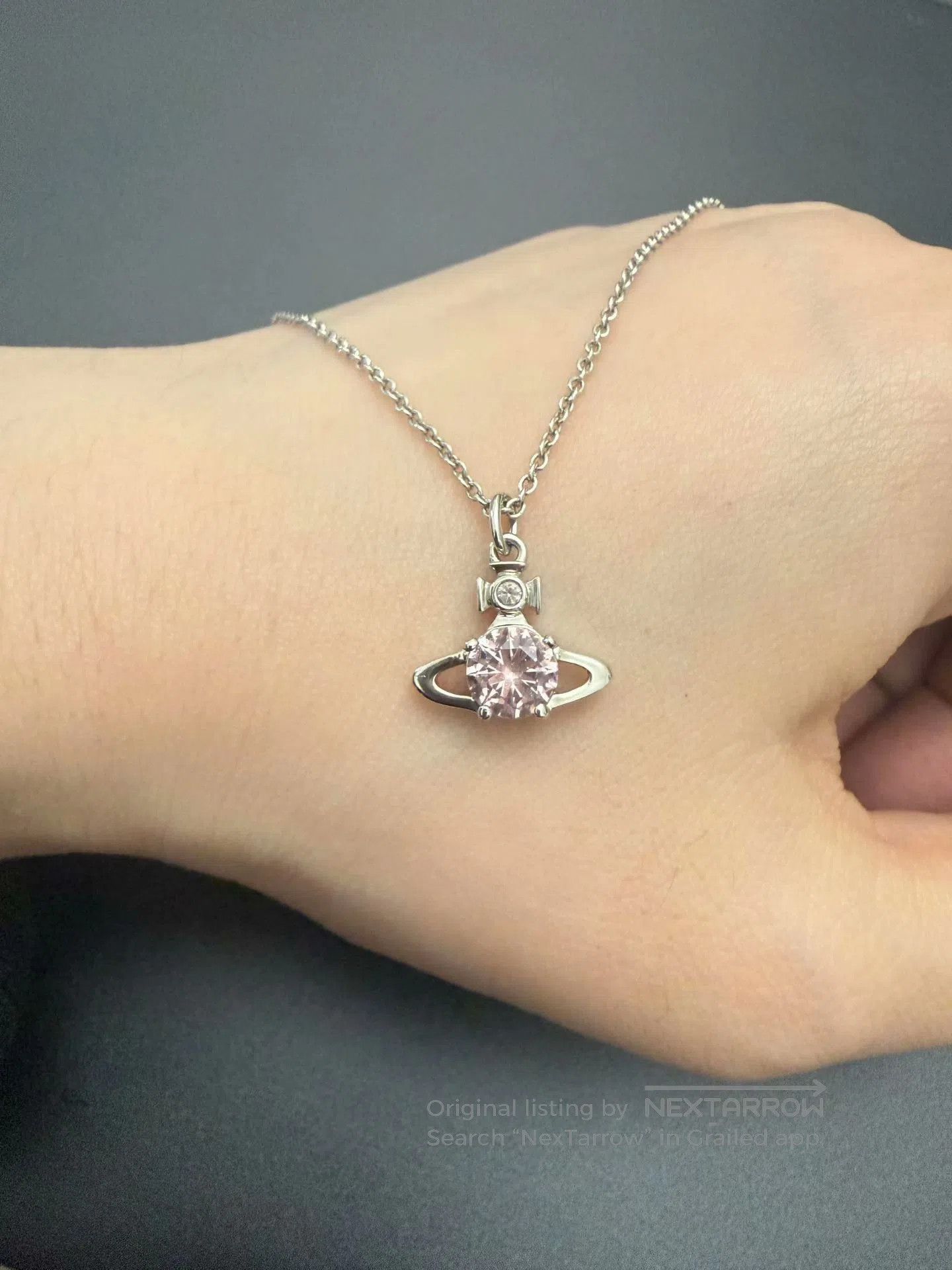 Vivienne Westwood Vivienne Westwood Reina Saturn Necklace. Size ONE SIZE - 1 Thumbnail