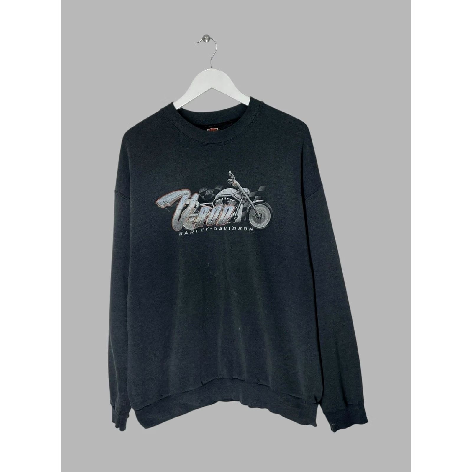 Harley Davidson Harley-Davidson V-Rod Vintage 2006 Sweatshirt Men 2XL Gray Graphic Print 90s Motorcycle Biker Pullover Crew Neck Long Sleeve Vintage Yes Mens Size US XXL / EU 58 / 5 - 2 Thumbnail