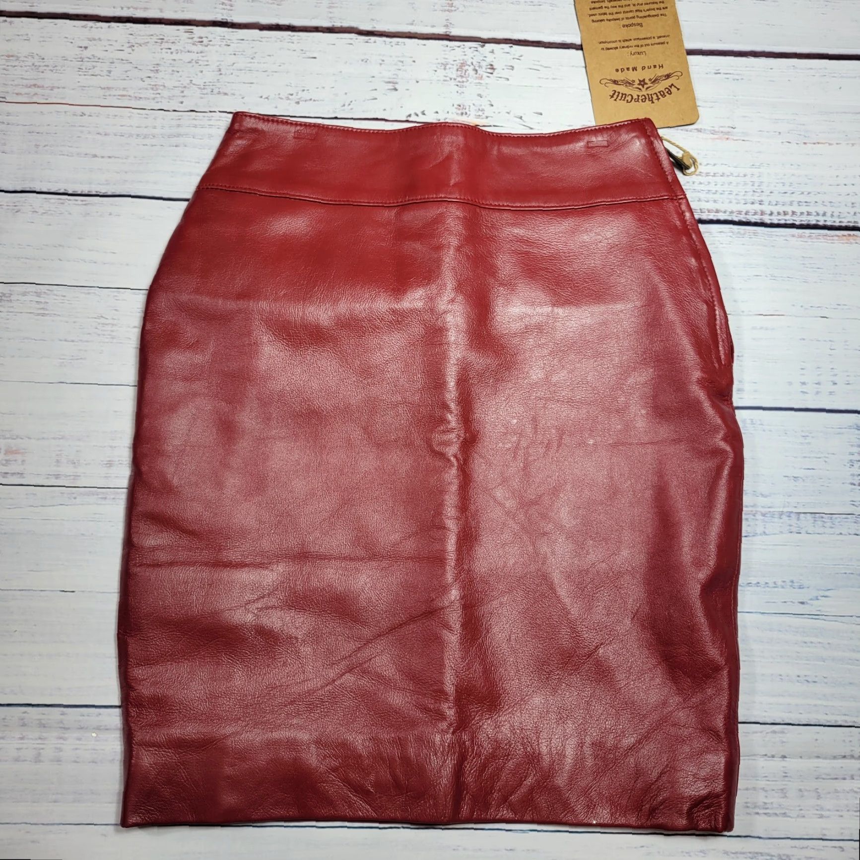Vintage VINTAGE Leather Cult Red Leather Skirt Bow Accent Straight Pencil Side Zip Lined XS NWT Size 26" / US 2 / IT 38 - 5 Thumbnail