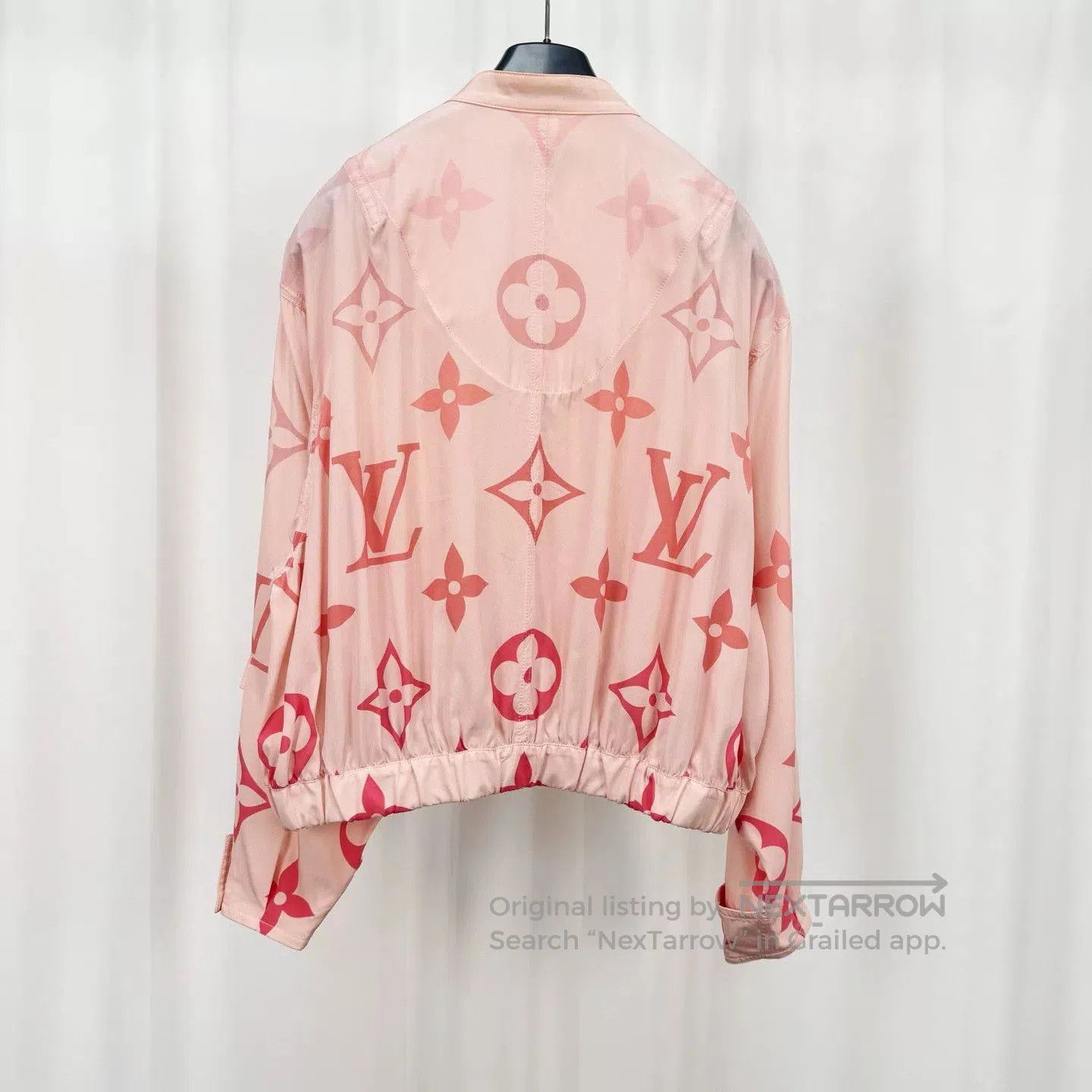 Louis Vuitton Louis Vuitton Monogram Silk Jacket. Size M / US 6-8 / IT 42-44 - 2 Thumbnail