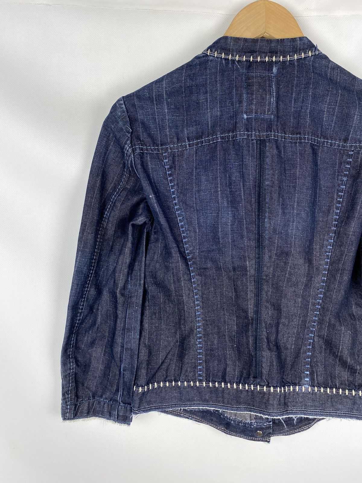 Marithe + Francois Girbaud Marithe Francois Girbaud vintage ladies light denim jacket Size M / US 6-8 / IT 42-44 - 13 Thumbnail