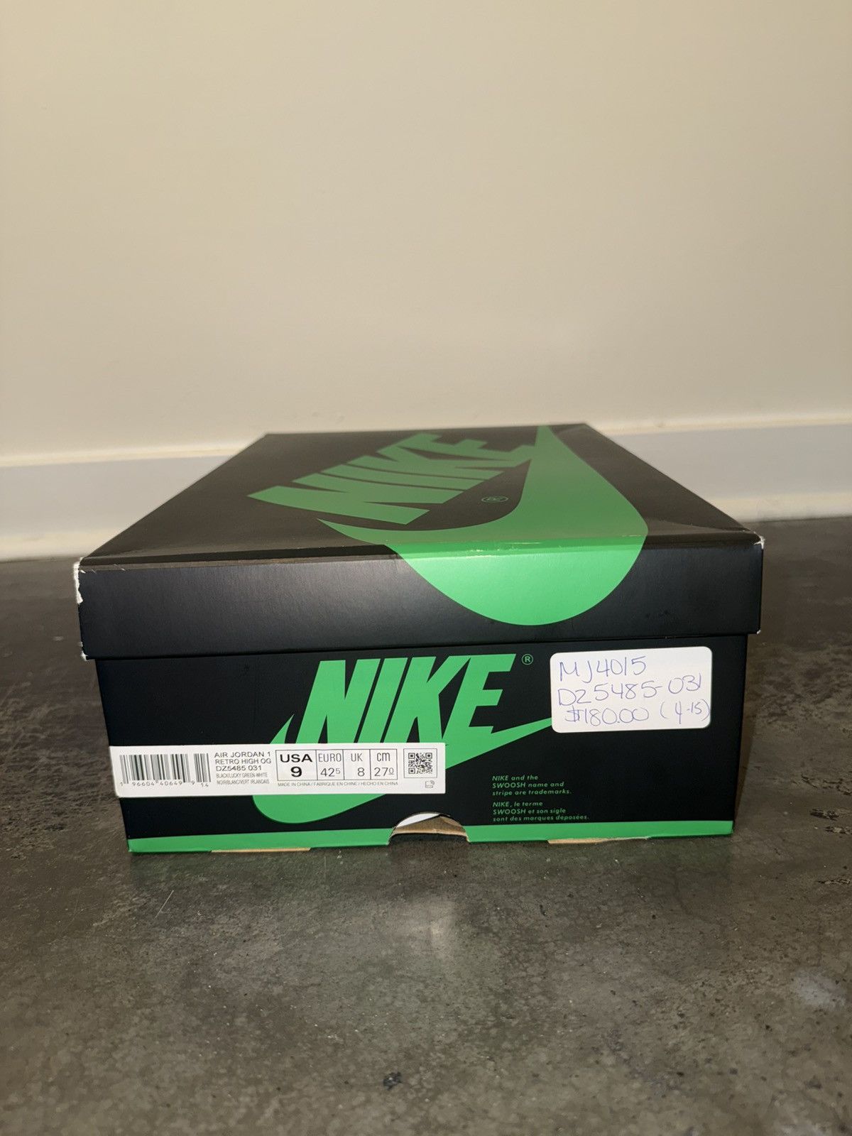 Jordan Brand Air Jordan 1 Retro High OG ‘Lucky Green’ Size US 9 / EU 42 - 8 Thumbnail