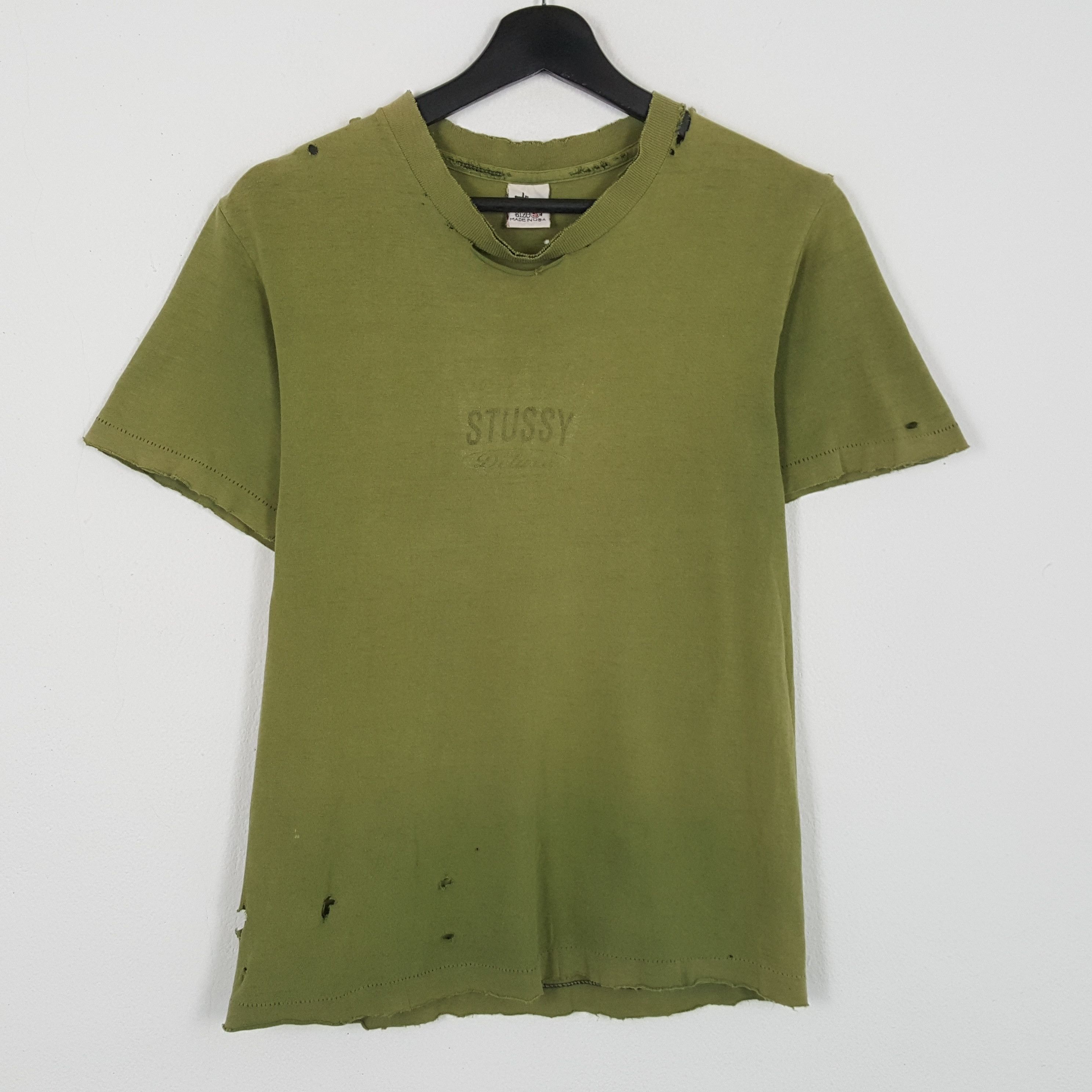 Stussy STUSSY DELUXE Vintage Streetwear Style Distressed Tshirt Size US S / EU 44-46 / 1 - 3 Thumbnail