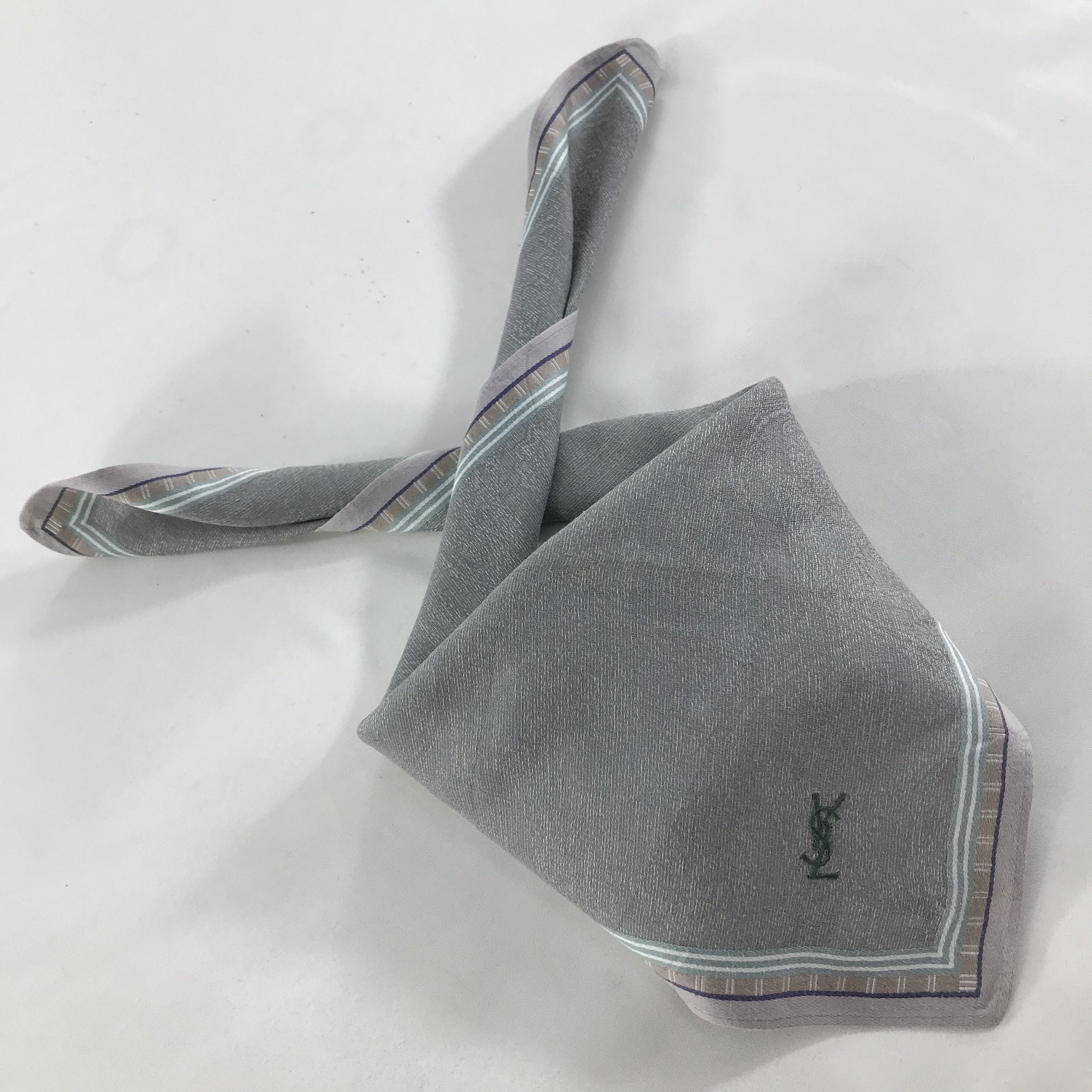 Vintage × Yves Saint Laurent Yves Saint Laurent Bandana / Handkerchief/Neckerchief -S1615 Size ONE SIZE - 4 Thumbnail